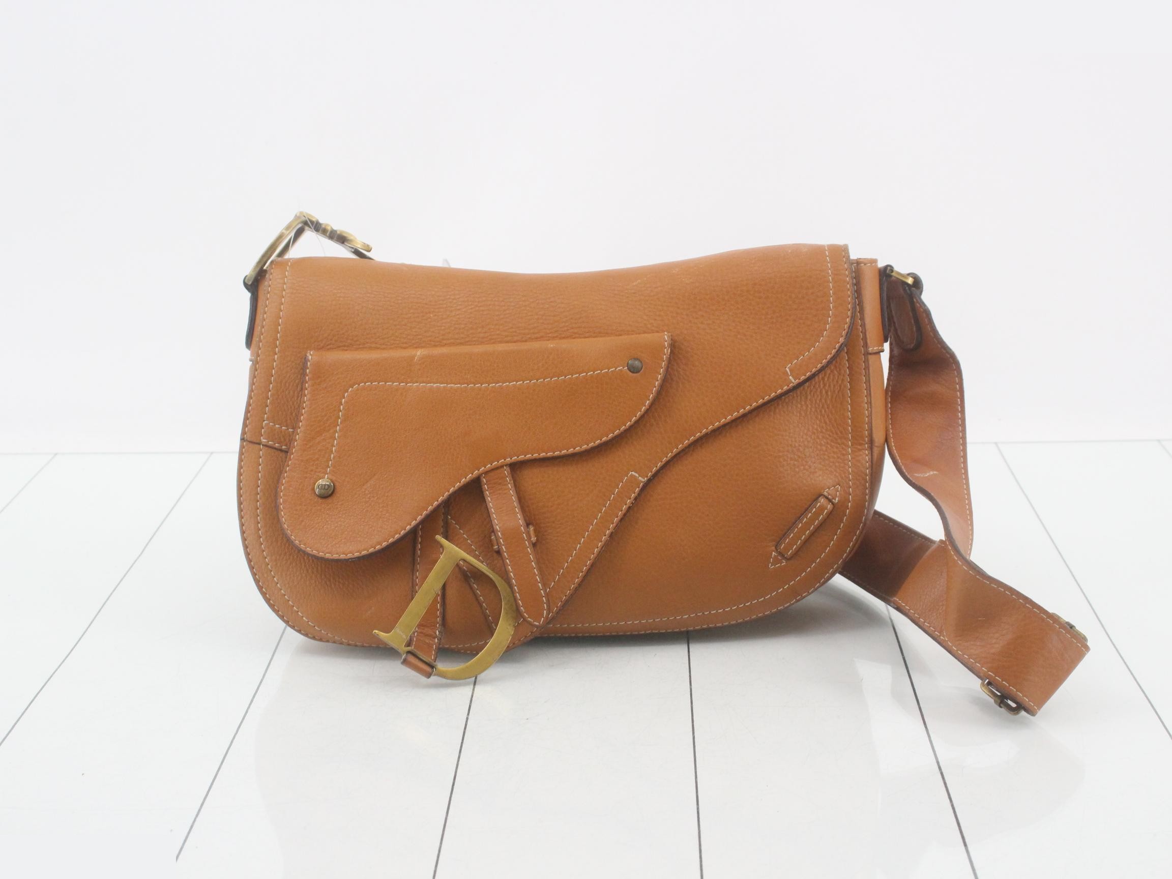 Saddle Leather Shoulder Bag