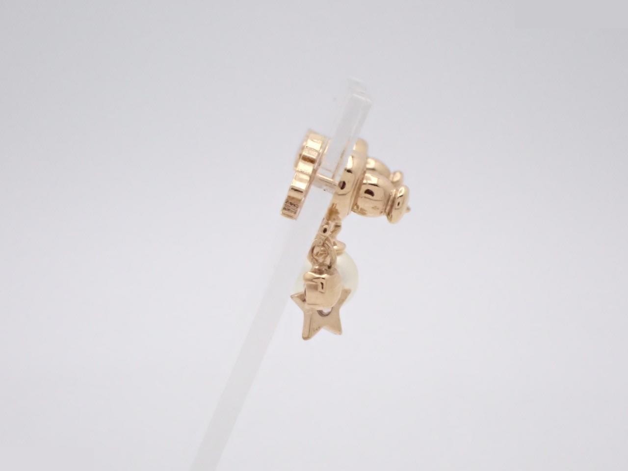 Gold earrings — view 3