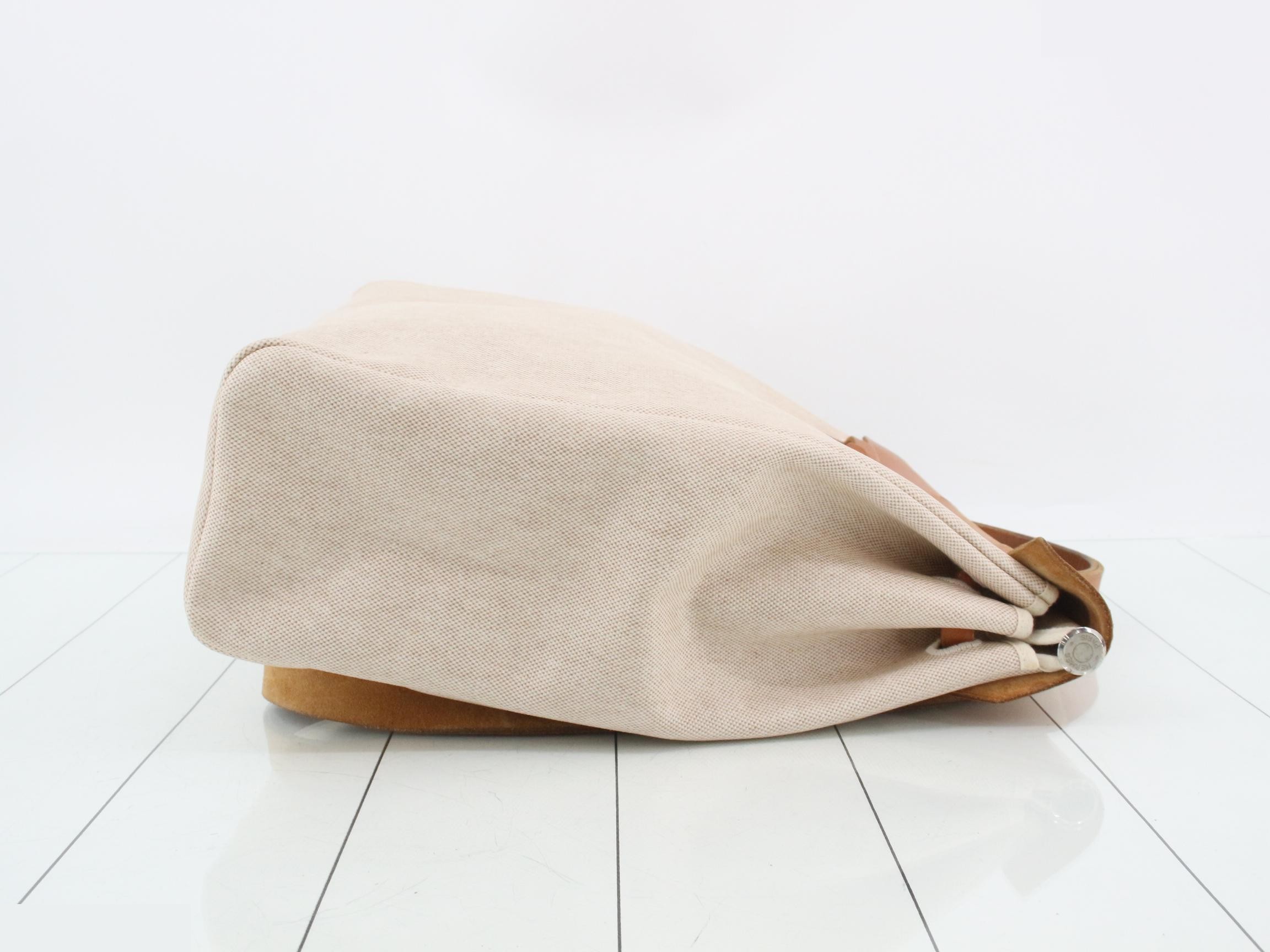 Ailebag MM D stamp — view 3