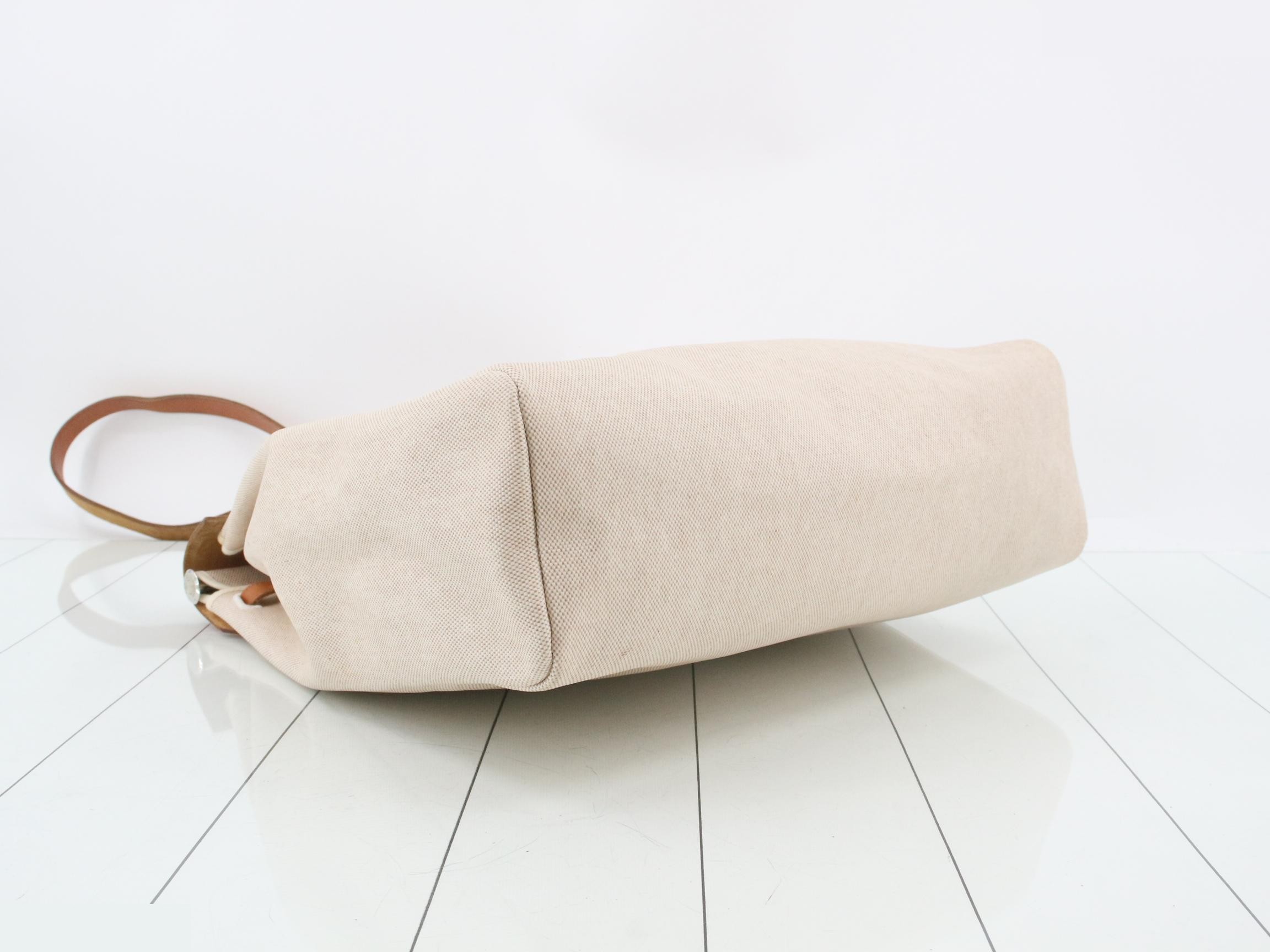 Ailebag MM D stamp — view 5