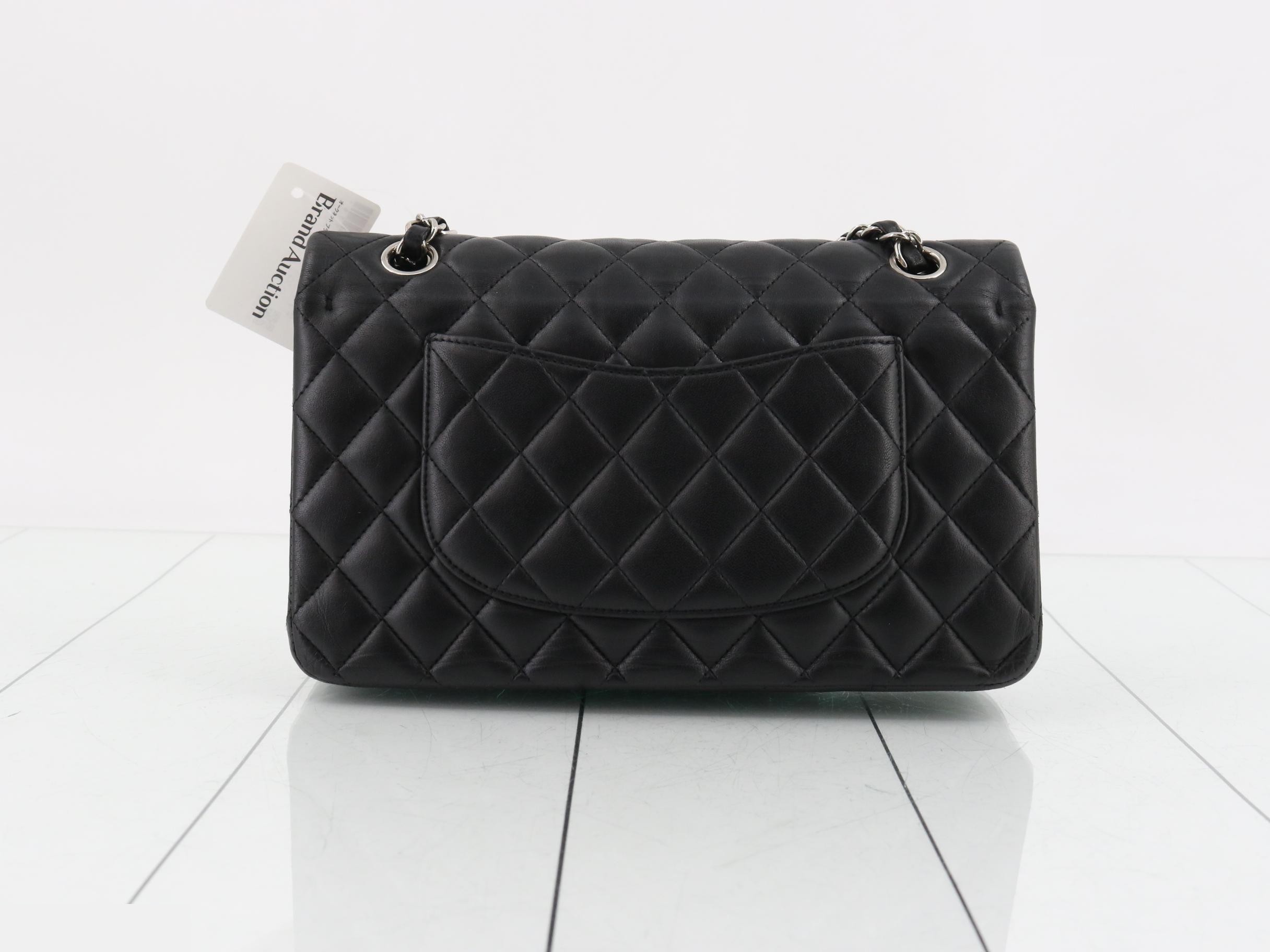 Double flap lambskin, size 15. — view 2