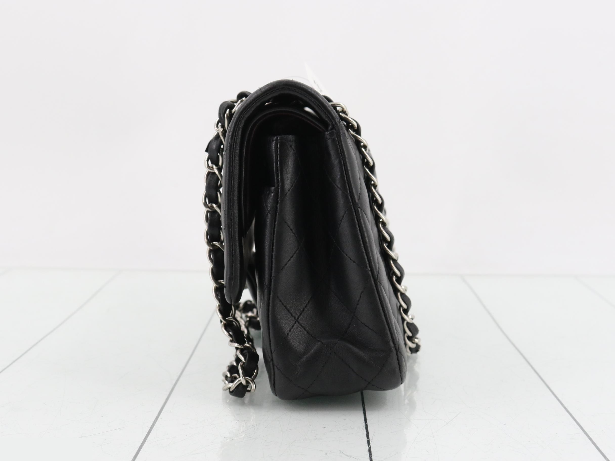 Double flap lambskin, size 15. — view 3
