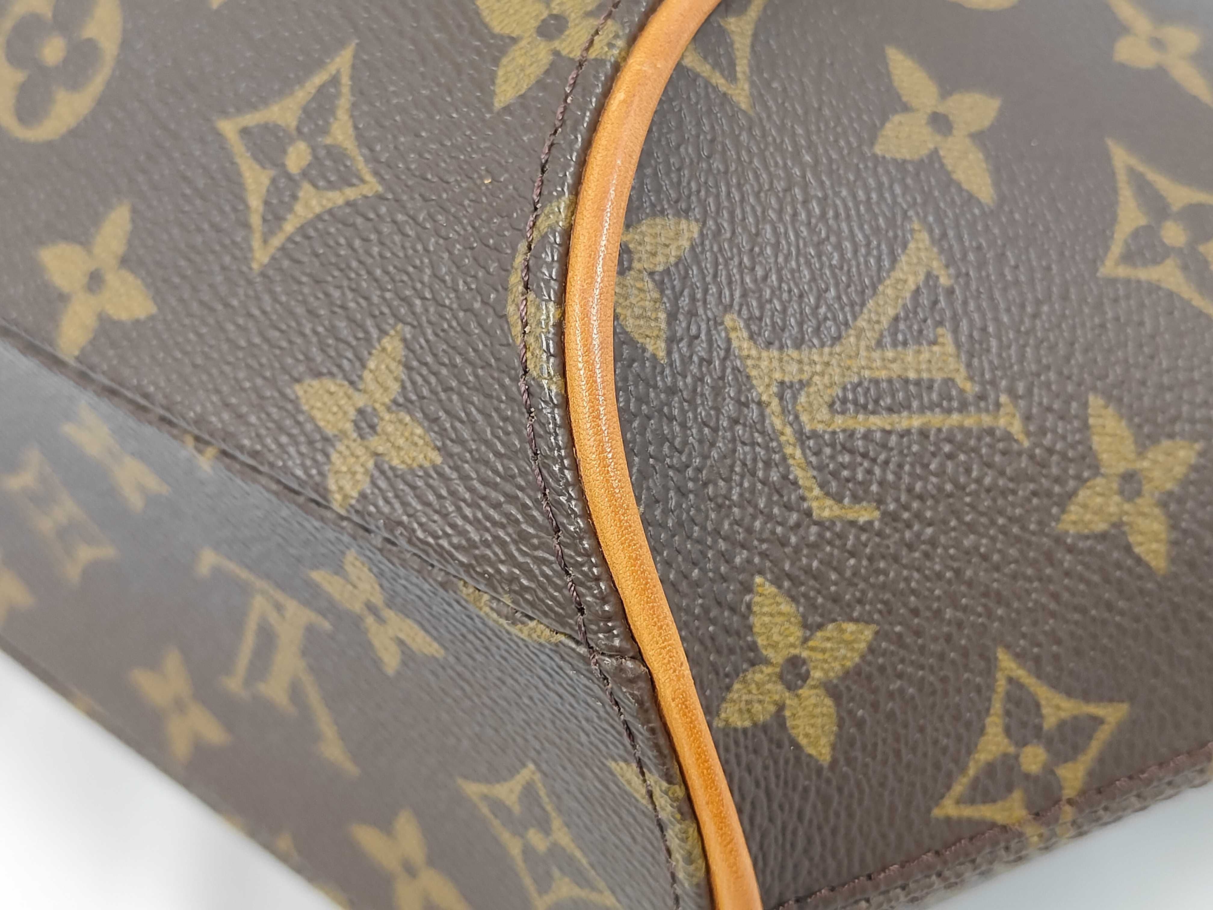 Ellipse PM Handbag — view 4