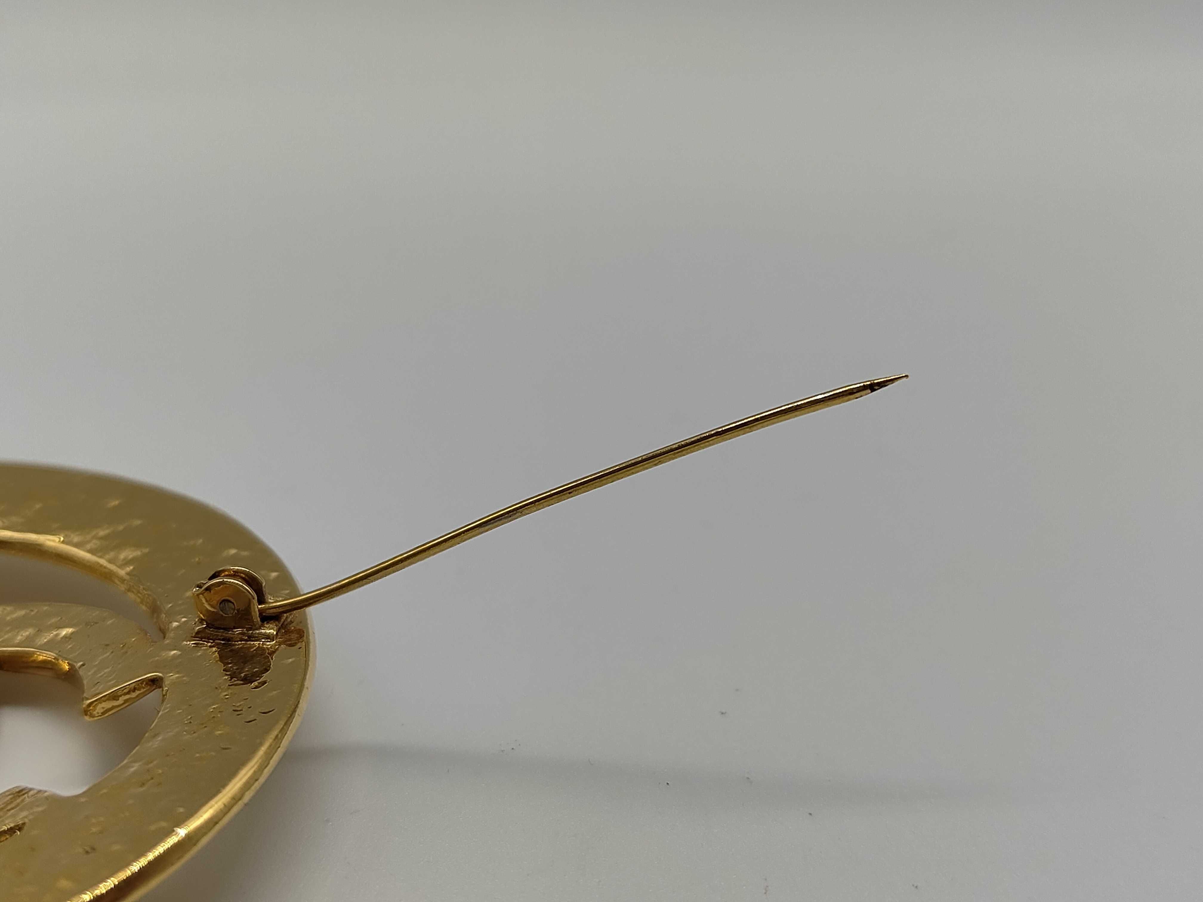 Brooch (6cm) with original box. — view 3