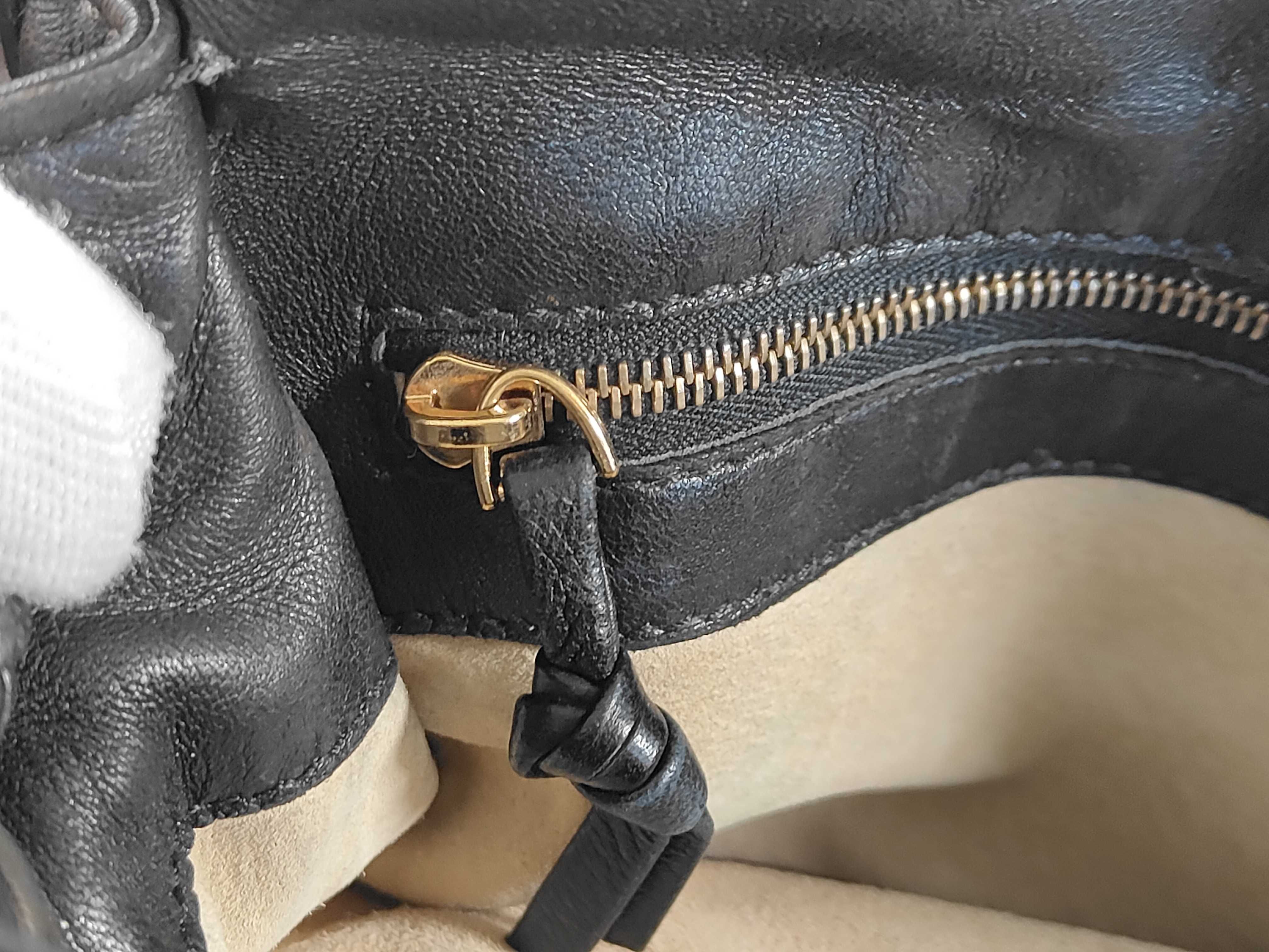 Intrecciato Bottega Veneta Intrecciato Leather Handbag Shoulder Bag — view 10