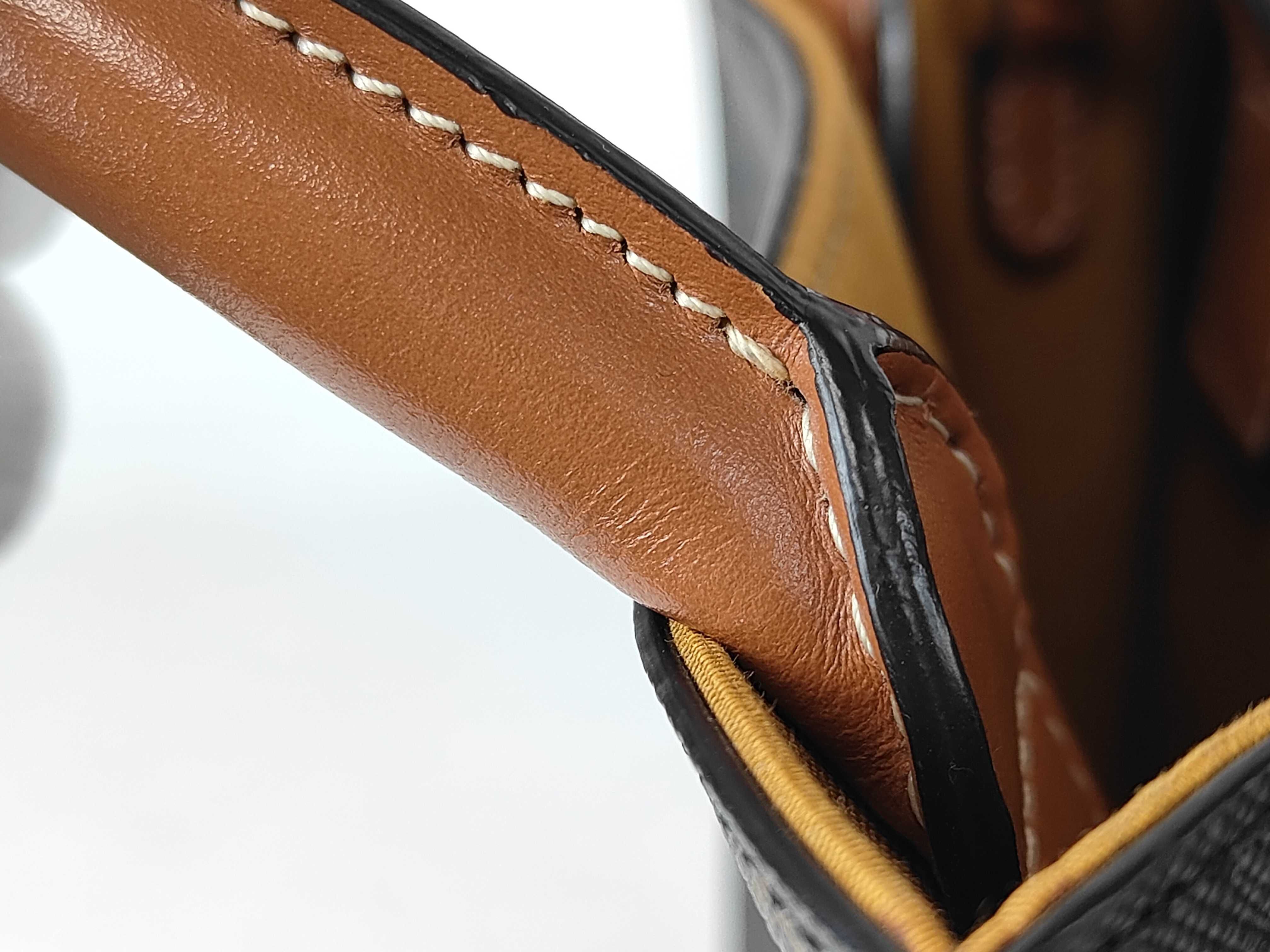 Mini Vertical Cabas Triomphe Handbag — view 5