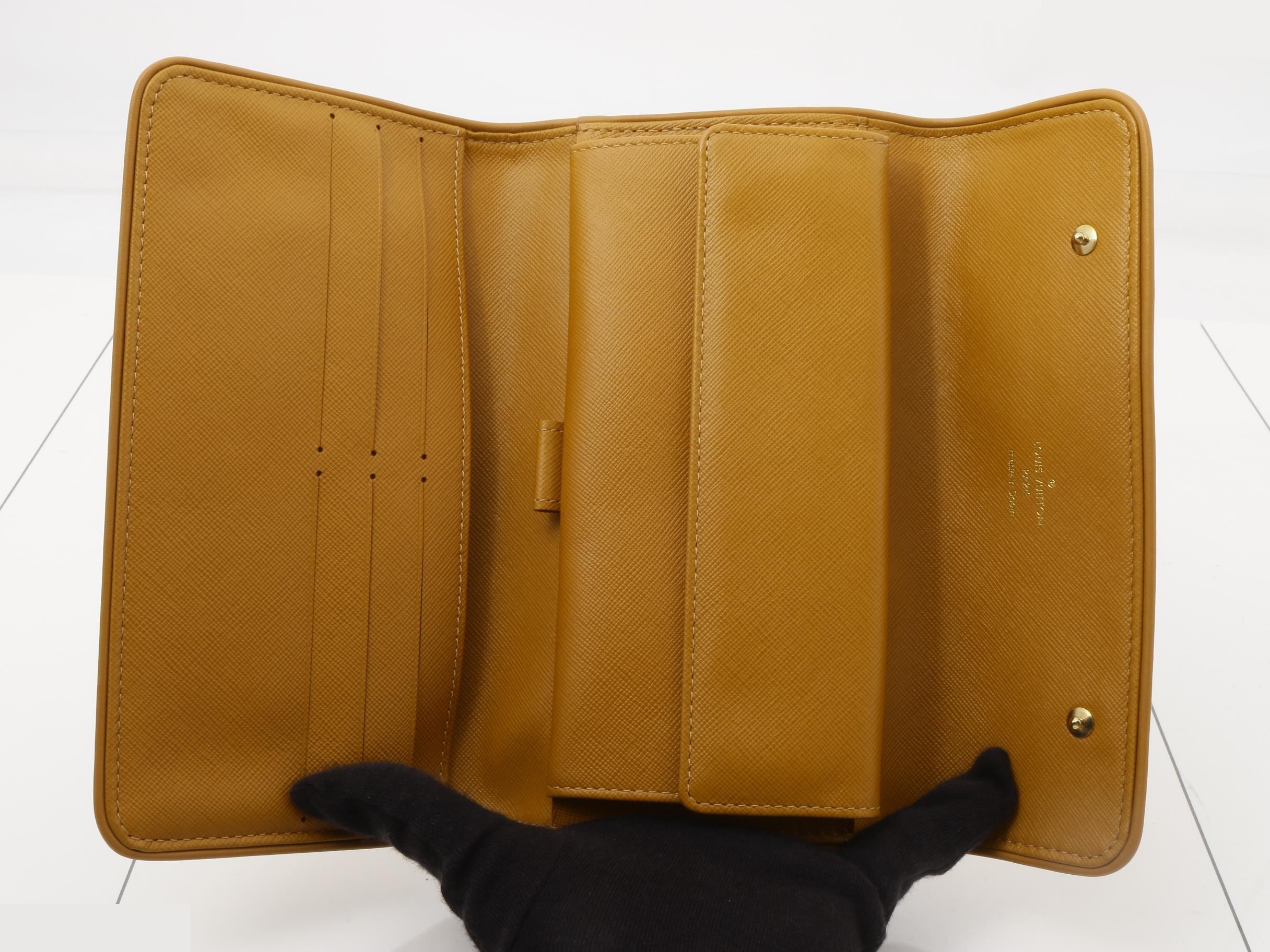 Porte Tresor International Beige — view 4