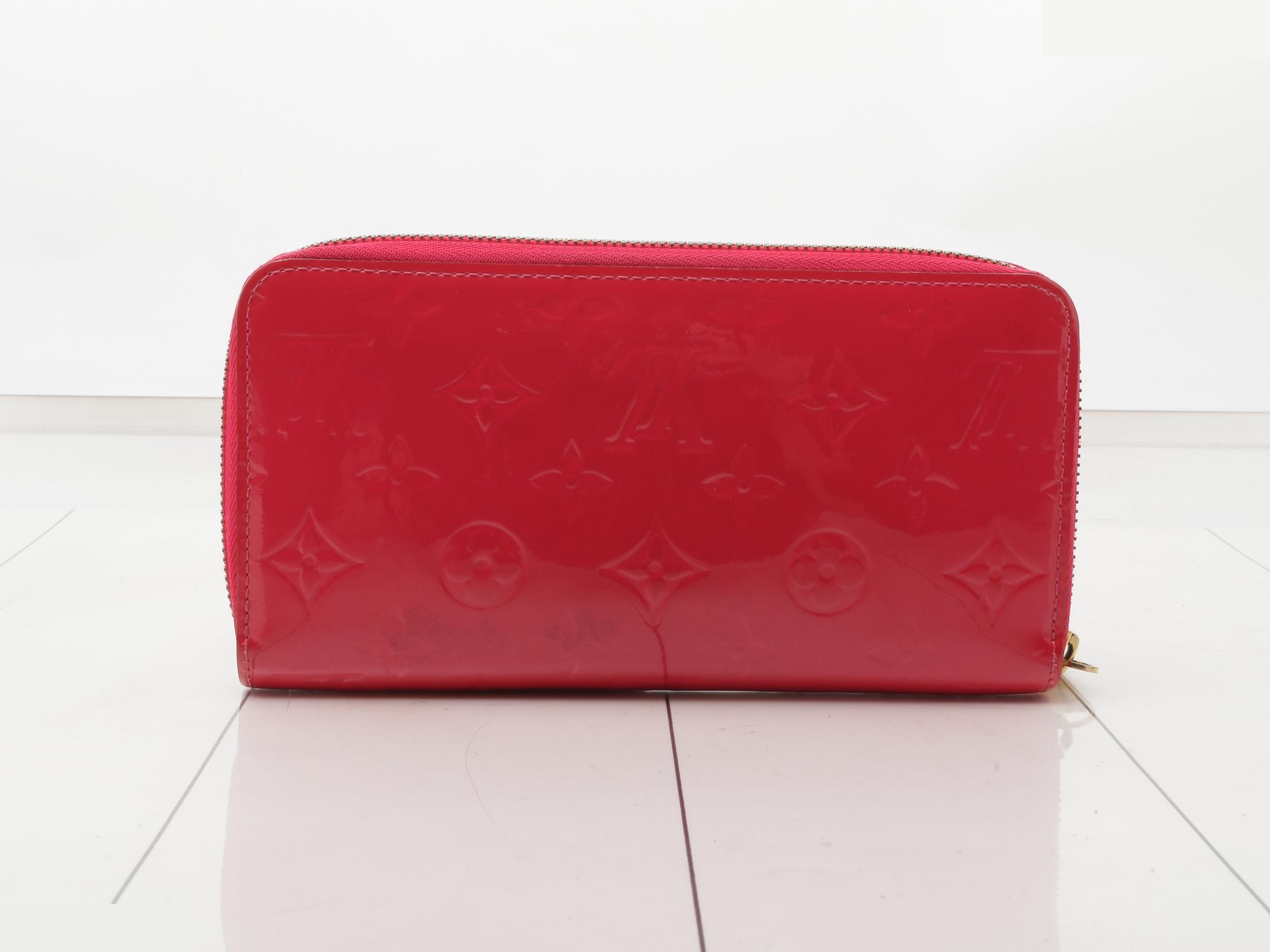 M93058 Zippy Wallet, Round Zip Long Wallet, Vernis Pink — view 2