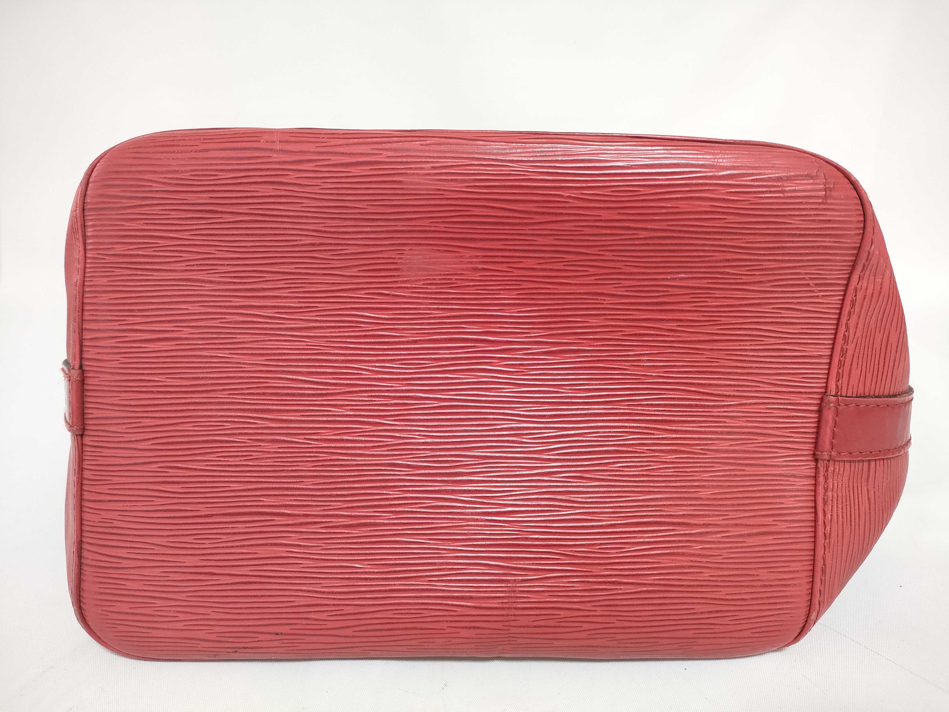 Epi LOUIS_VUITTON M44107 Petit Noe AR0974 Shoulder Bag — view 7