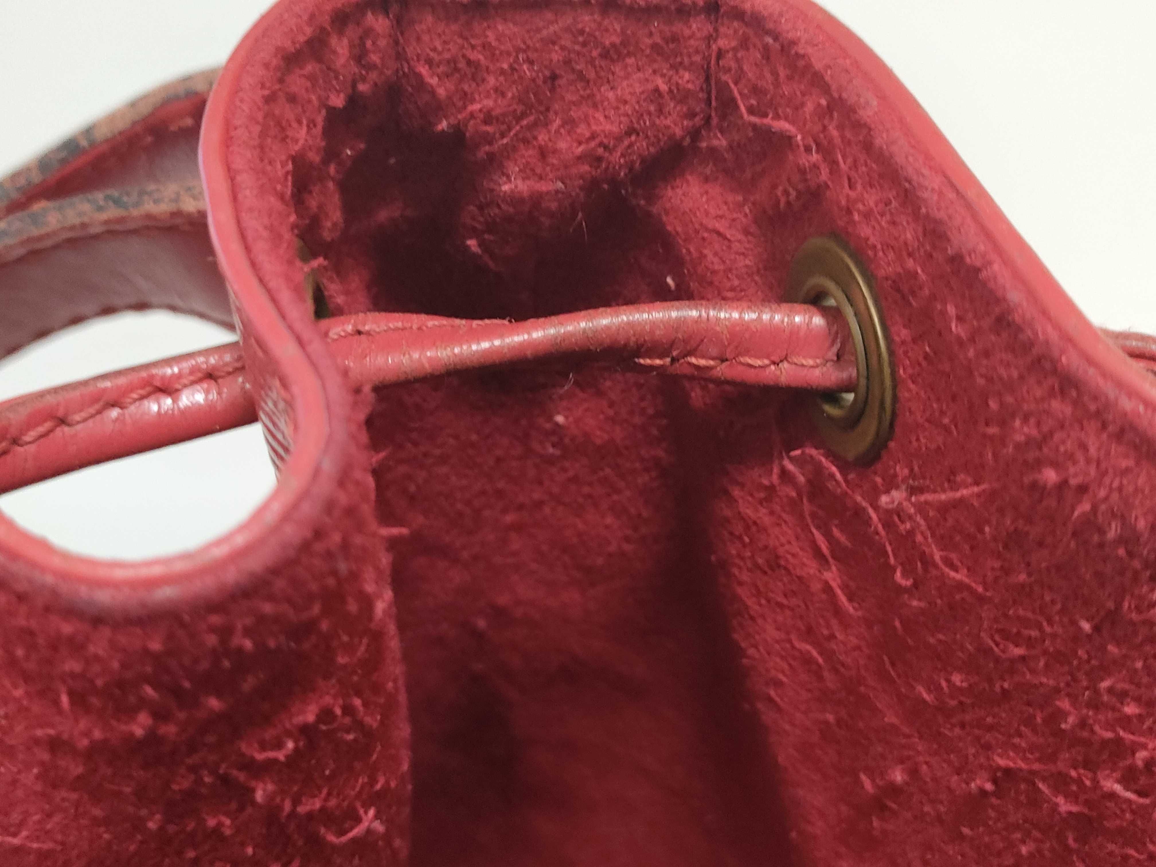 Epi LOUIS_VUITTON M44107 Petit Noe AR0974 Shoulder Bag — view 8