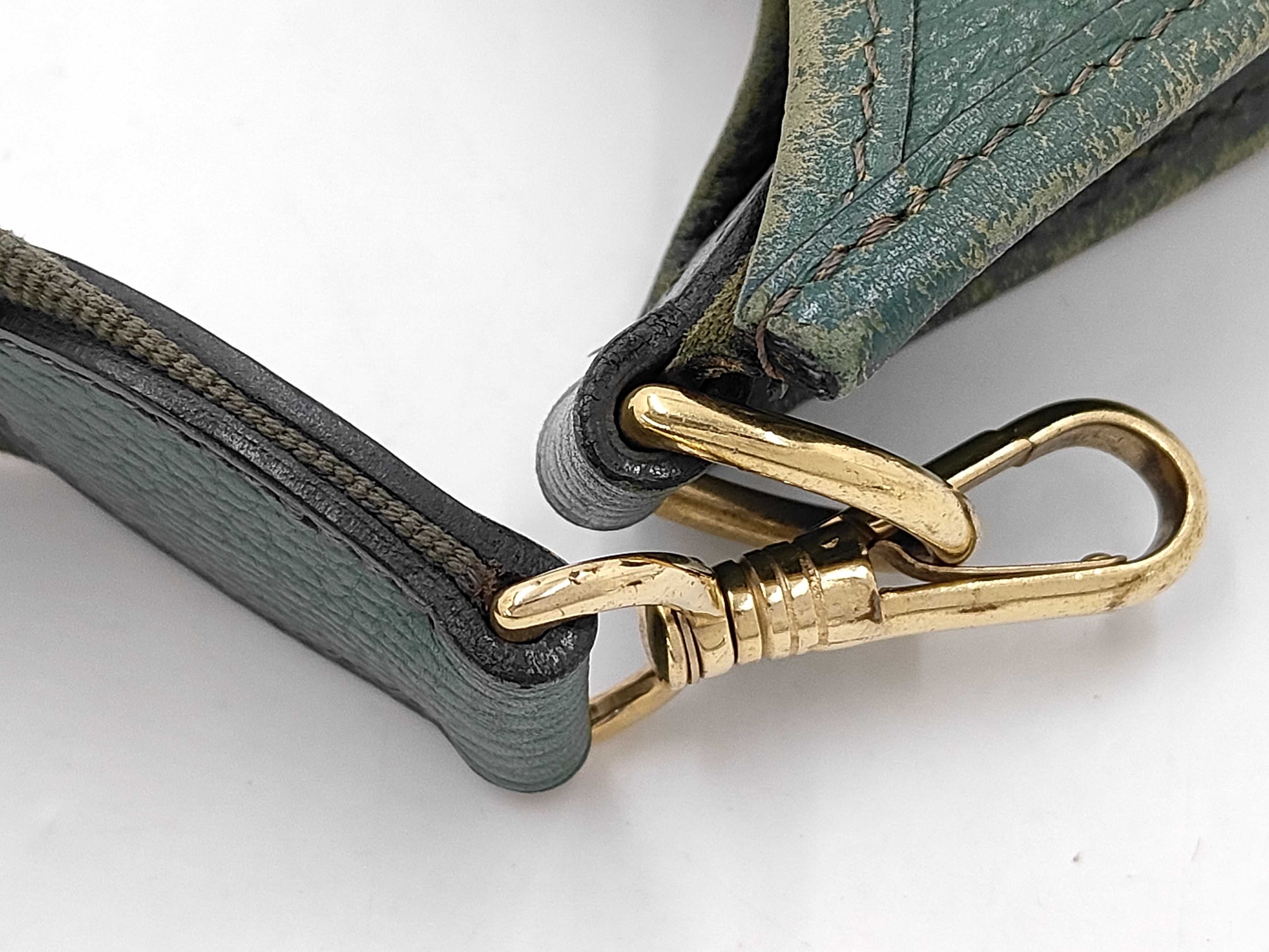 Evelyne GM Shoulder Bag, Green, Gold Hardware, B Stamp — view 5