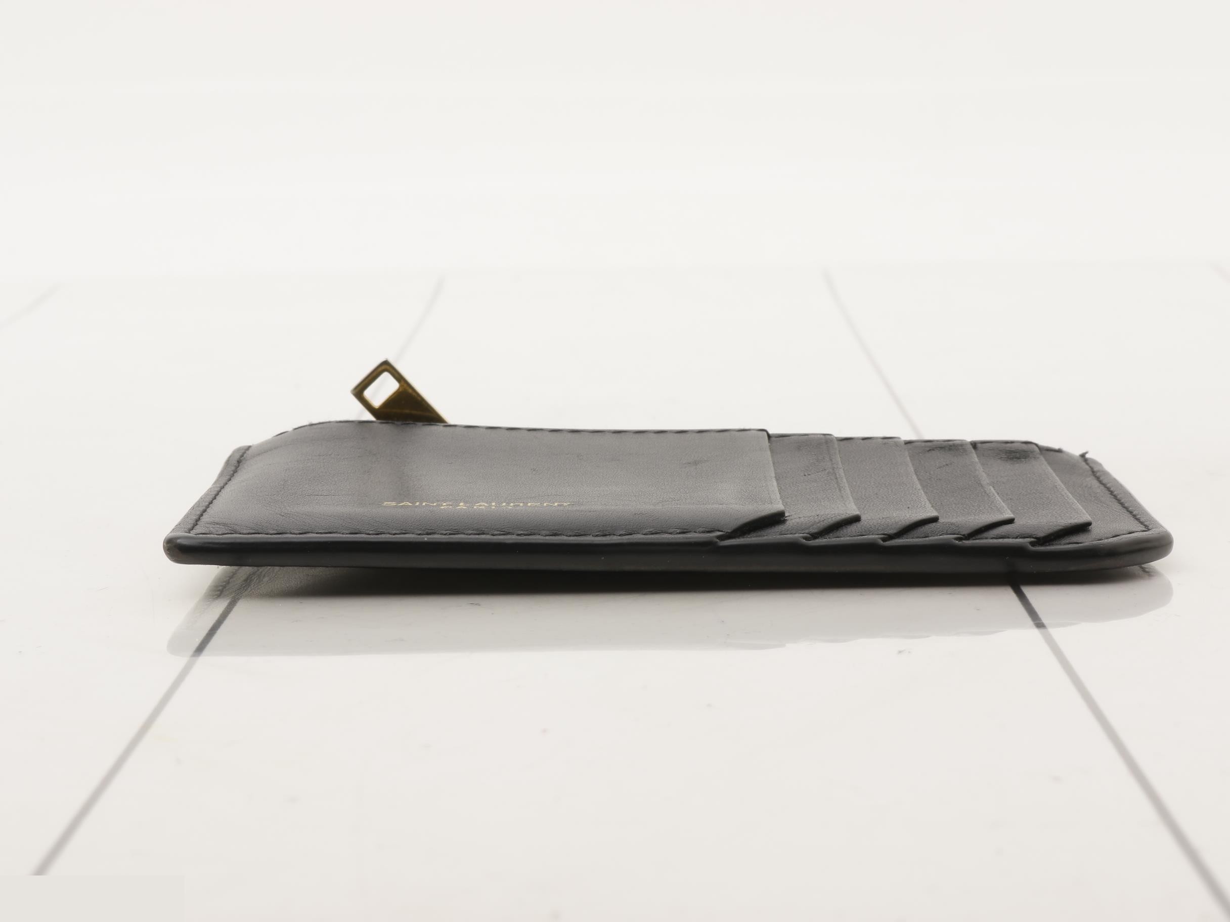 Card case (fragment case) — view 3