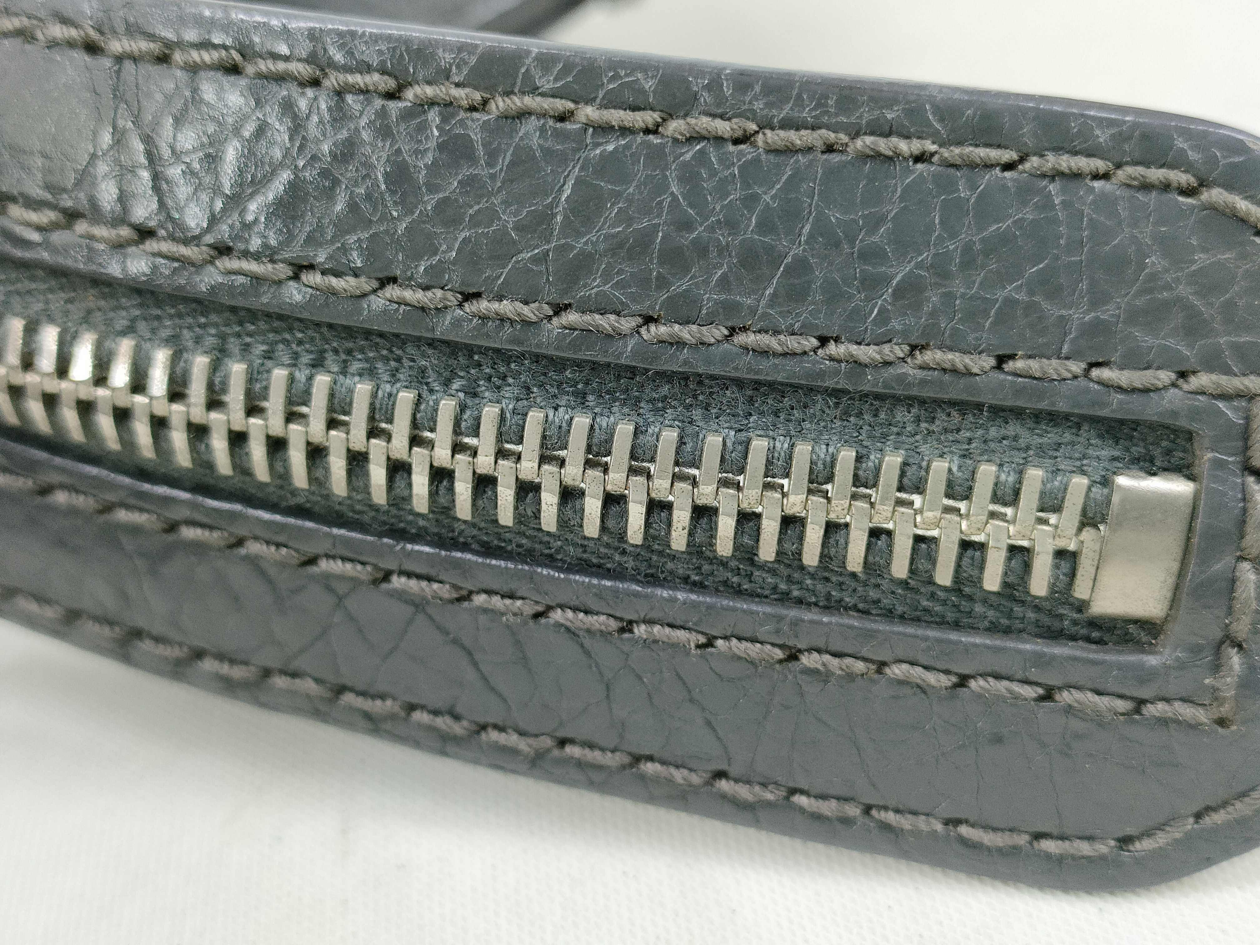 The Giant City 2-way Handbag — view 8