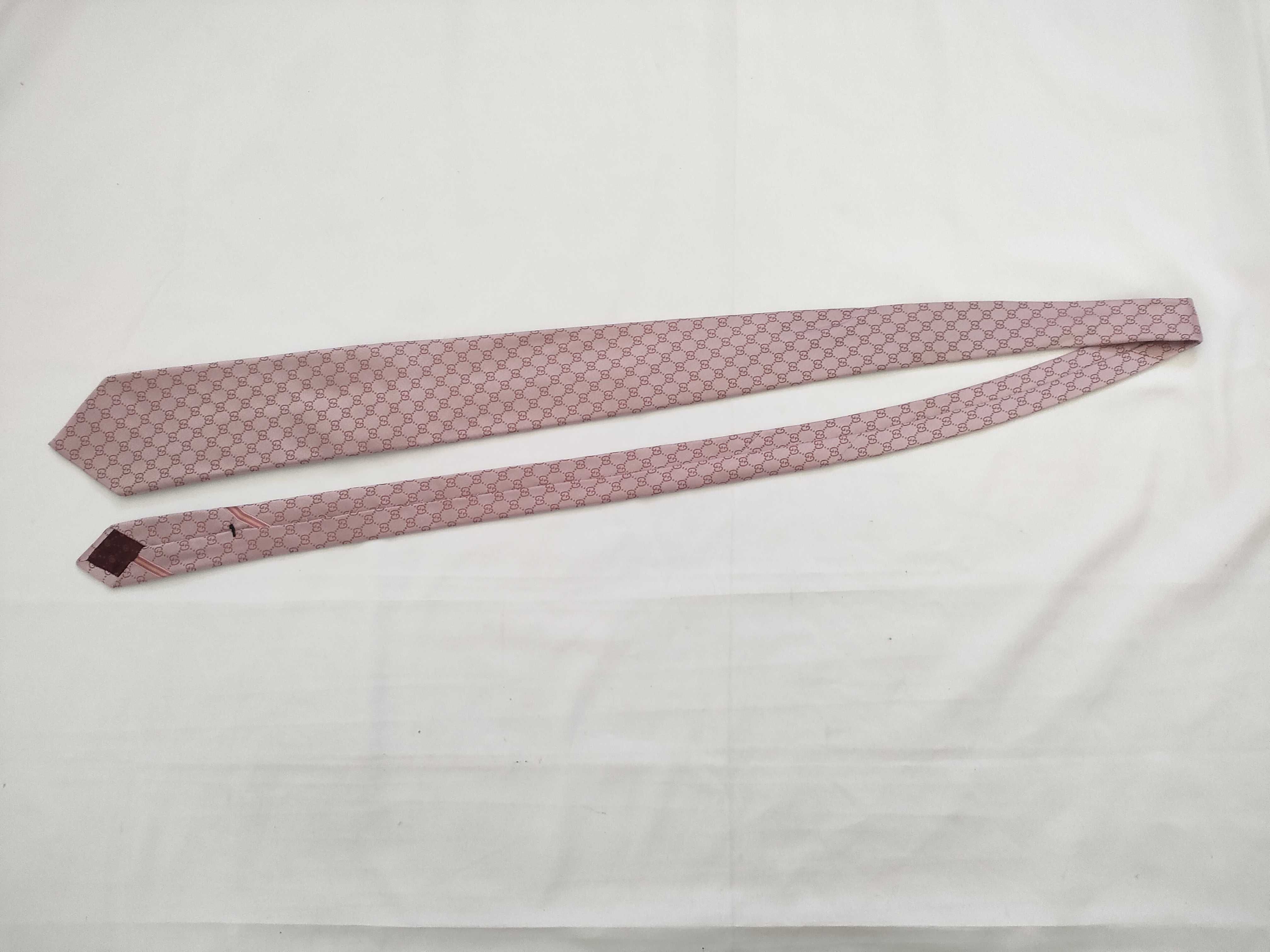 Tie and other accessories — view 2