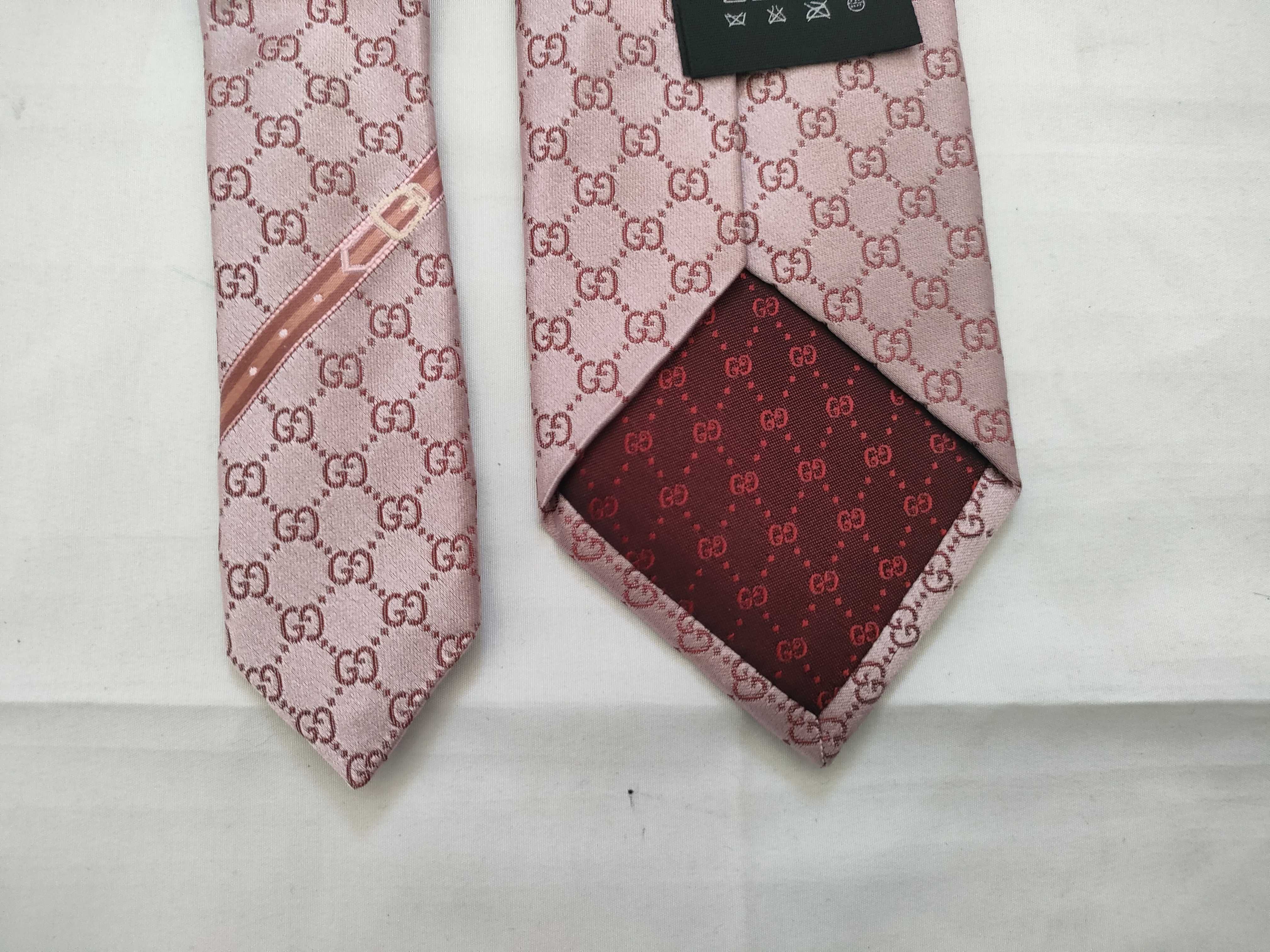 Tie and other accessories — view 5