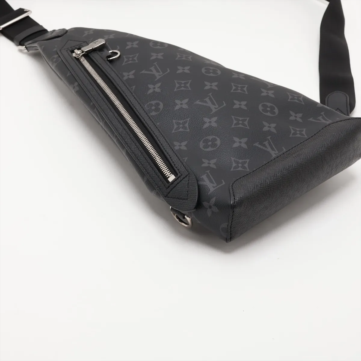 Monogram Eclipse Duo Sling Bag M30936 Black (RFID detected) — view 4