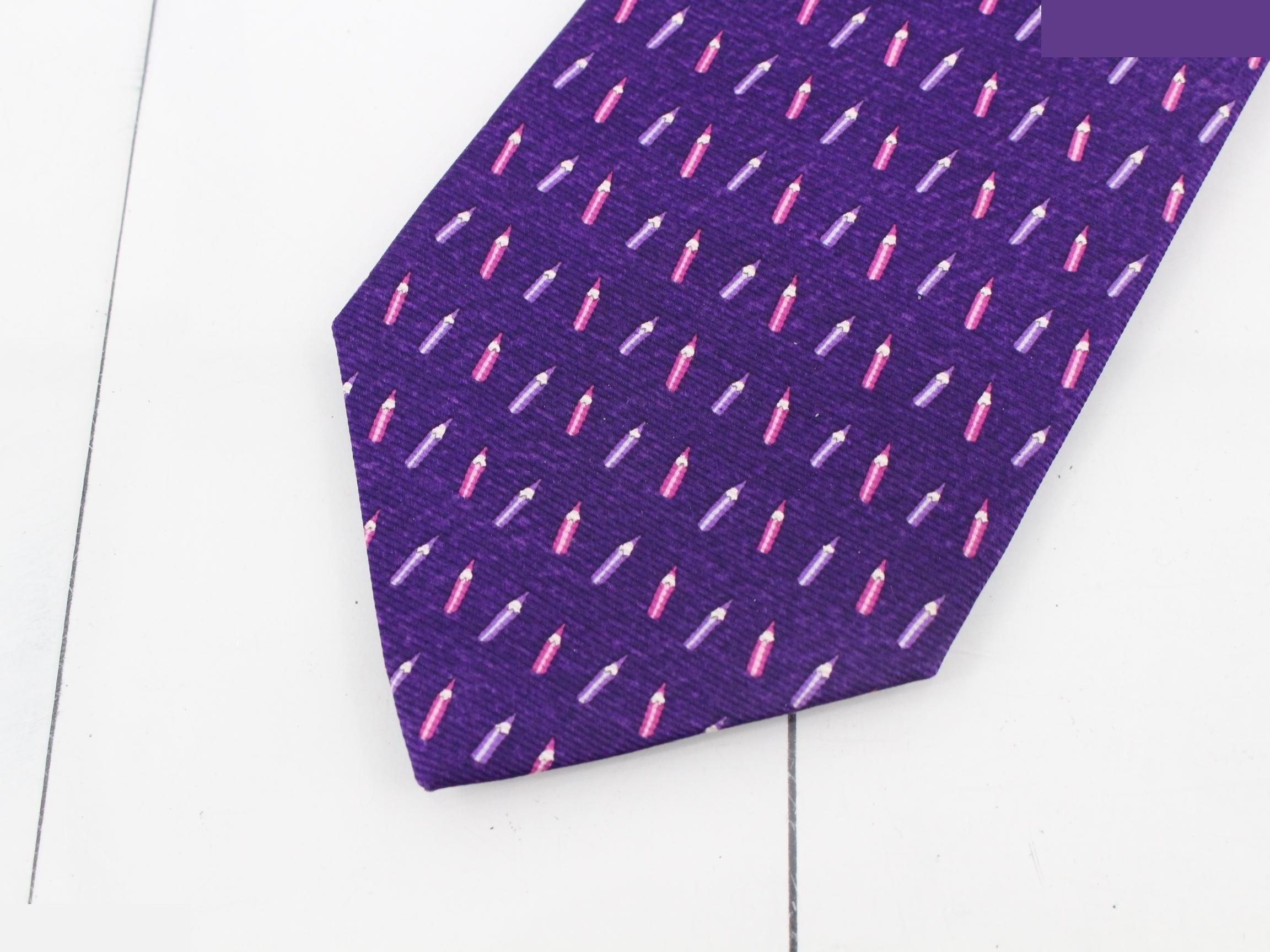 Purple pencil, unused. — view 3