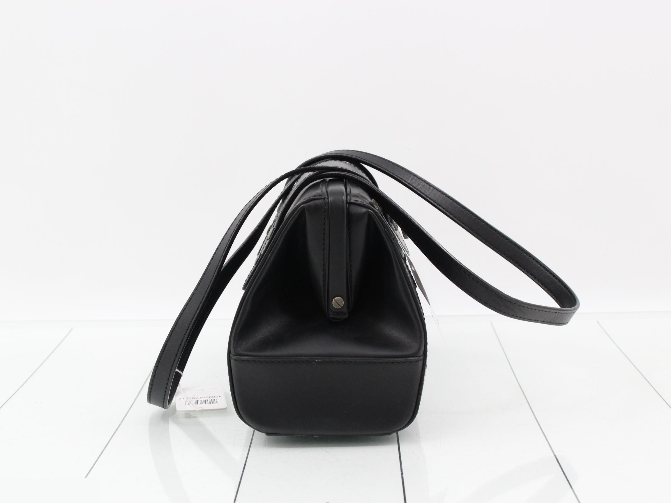 handbag — view 4