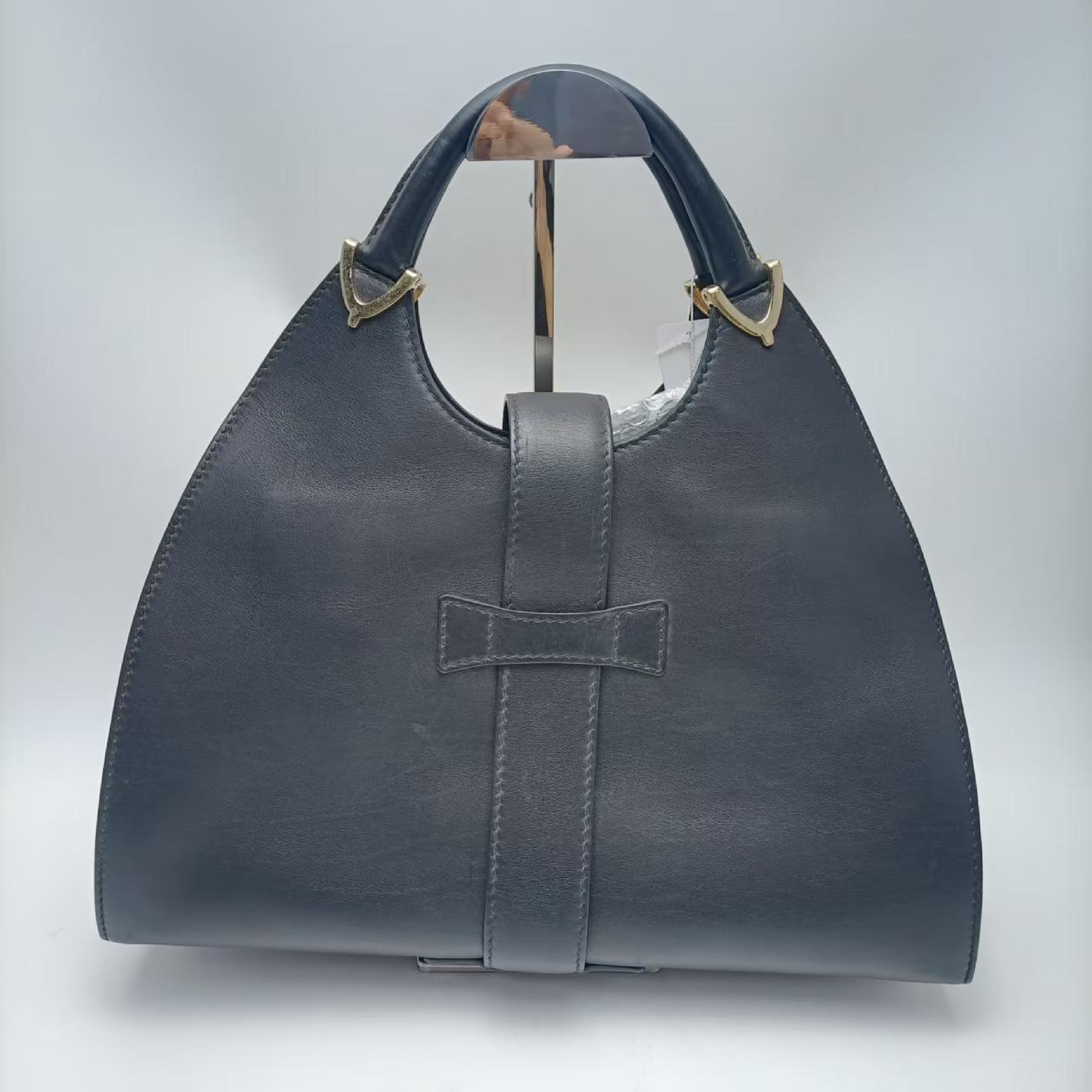 sturrip cowhide shoulder bag 277514 shoulder bag — view 2