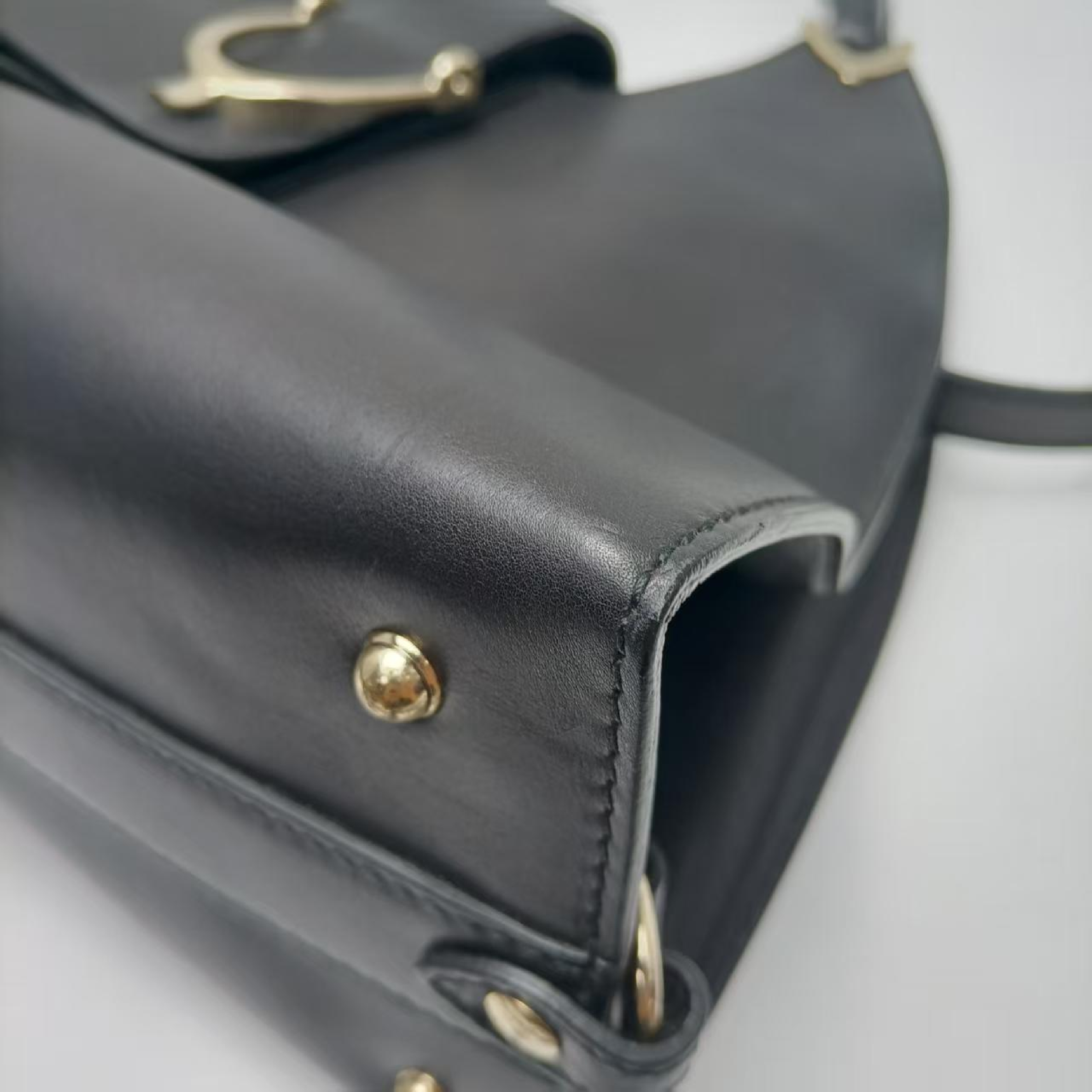 sturrip cowhide shoulder bag 277514 shoulder bag — view 7