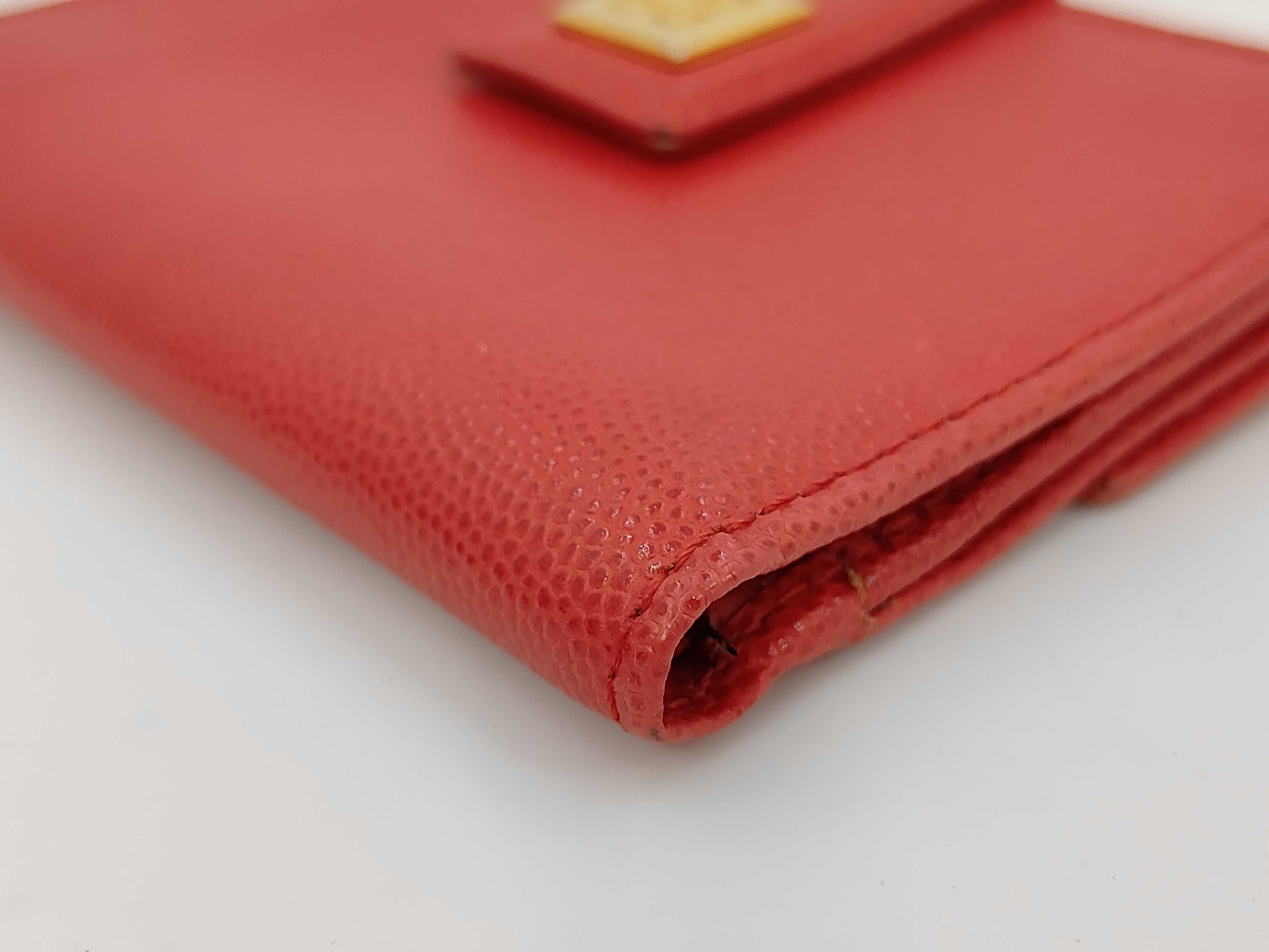 wallet — view 3