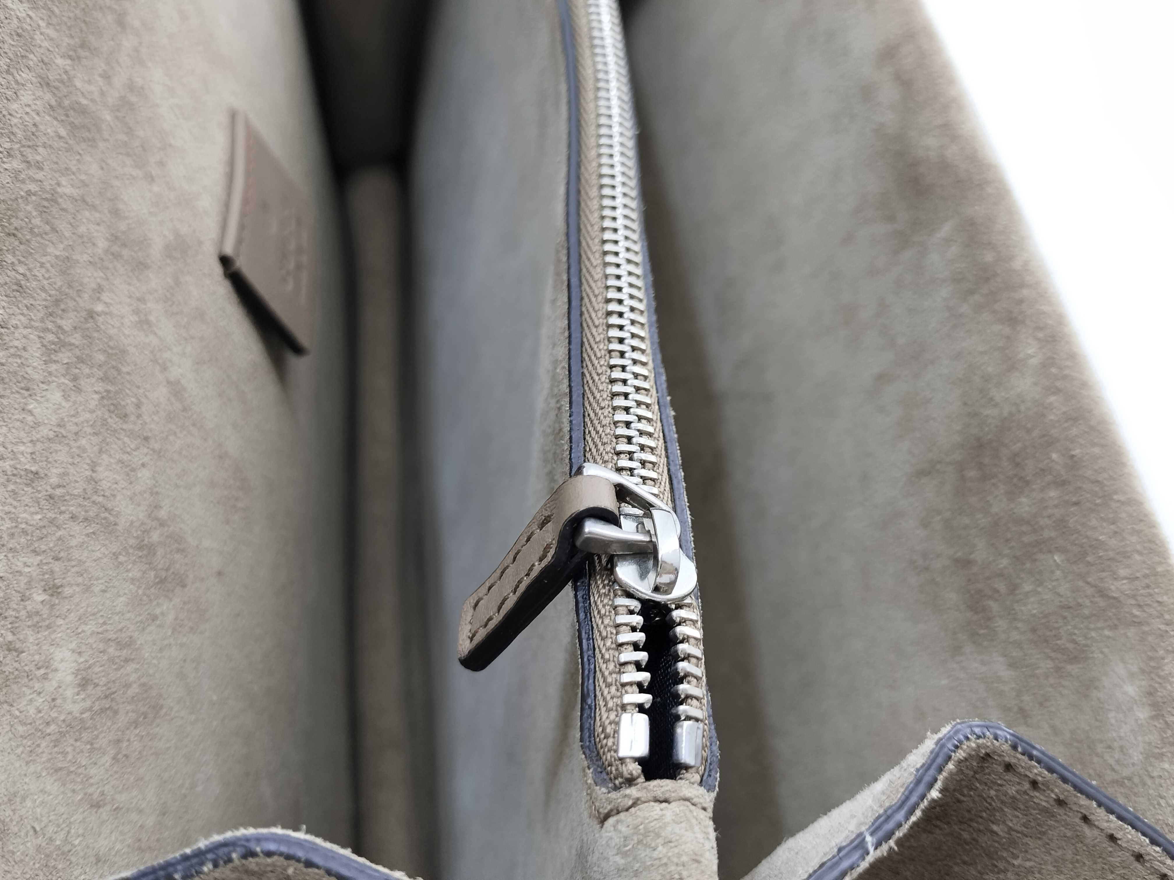 shoulder bag — view 11