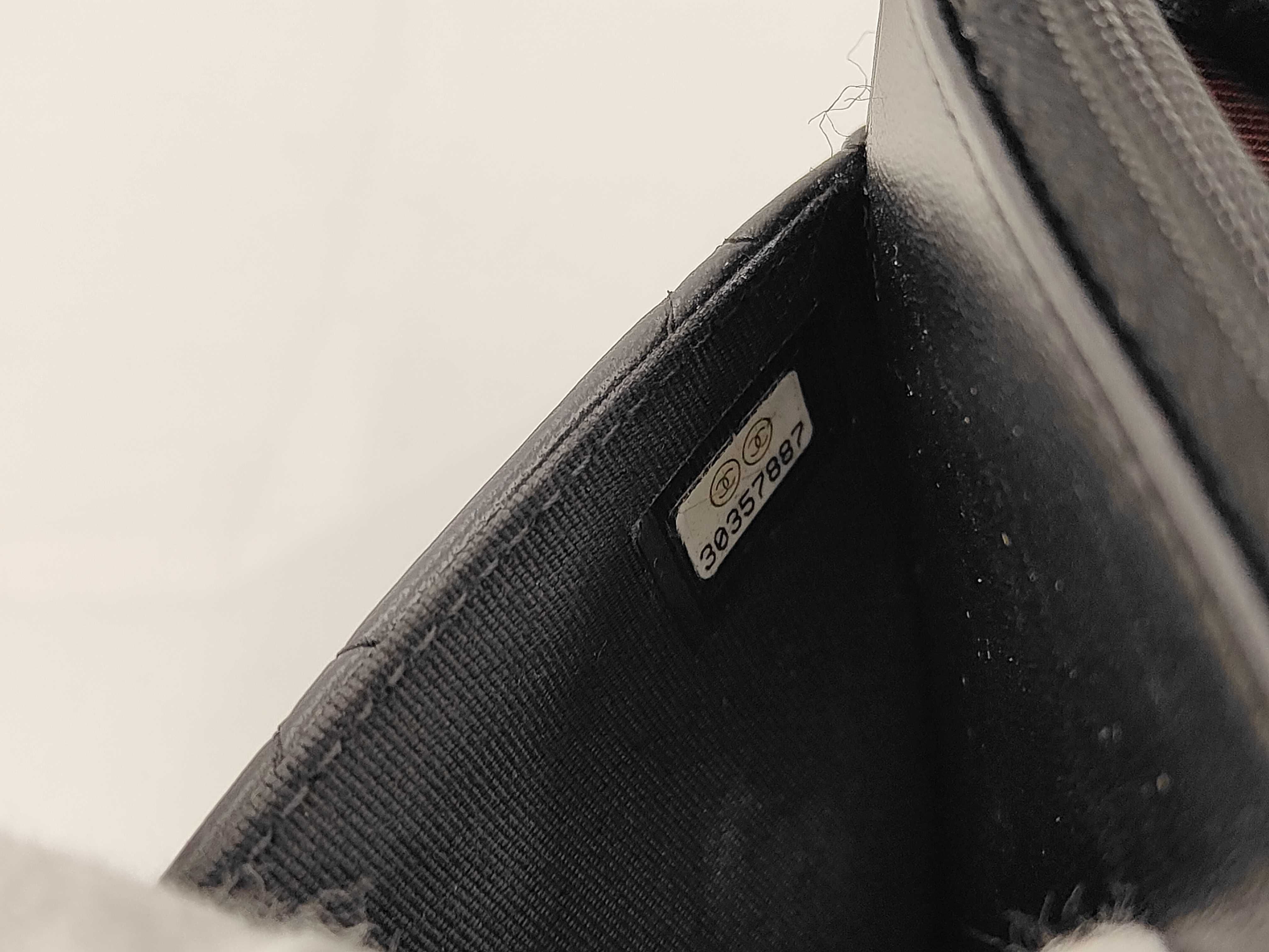 Matelassé Chain Wallet Shoulder Bag — view 9