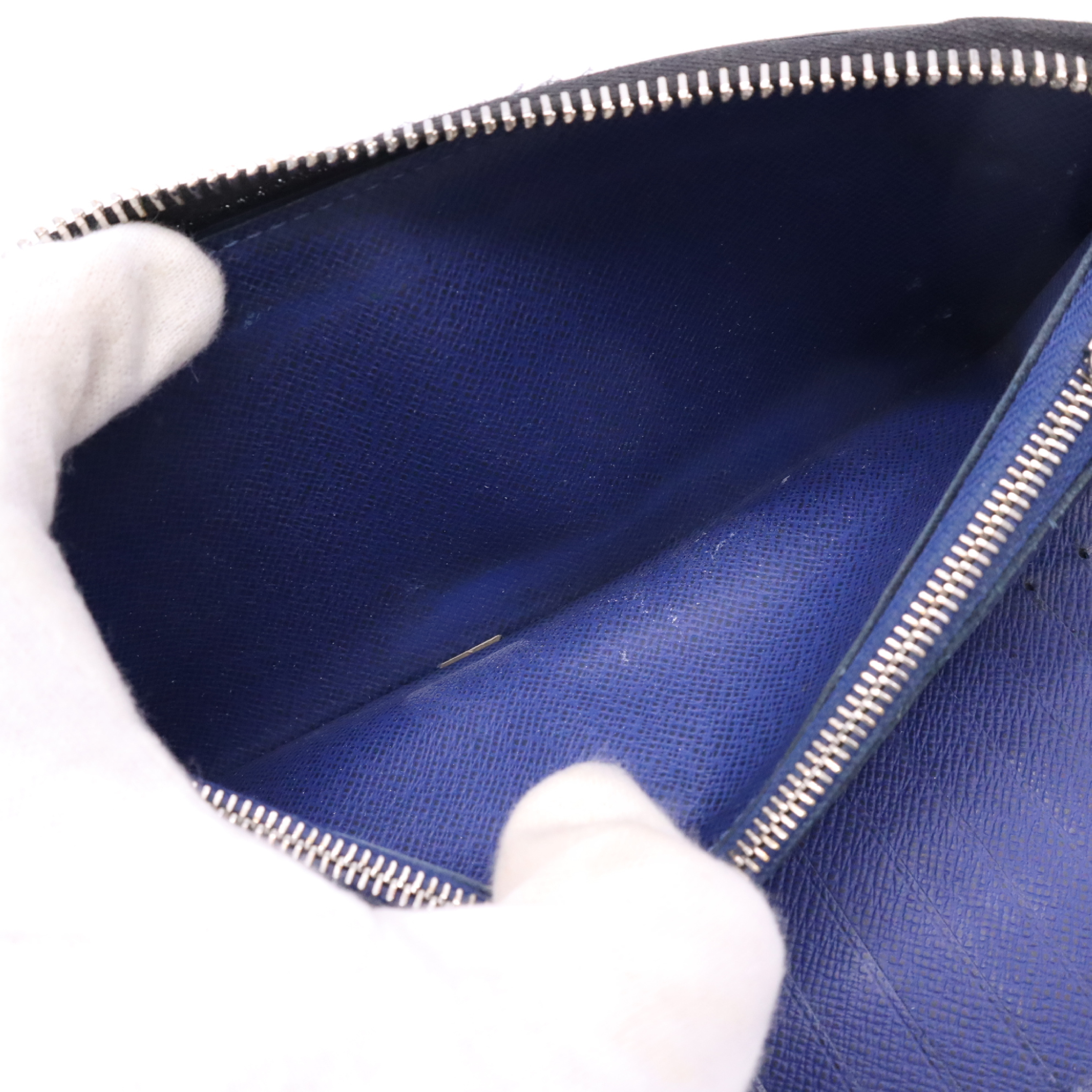 M30447 Taigara Magic Wallet Vertical Blue RFID Detected Wallet — view 9