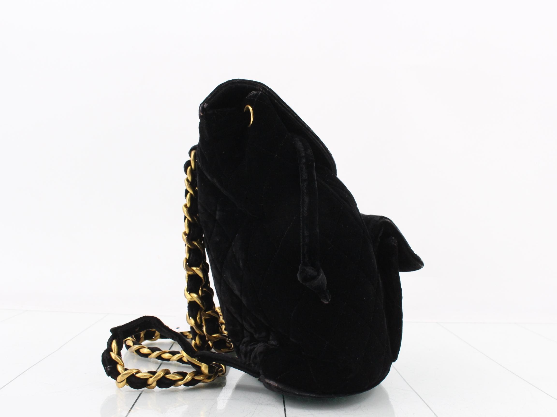 Matelassé Chain Backpack — view 4