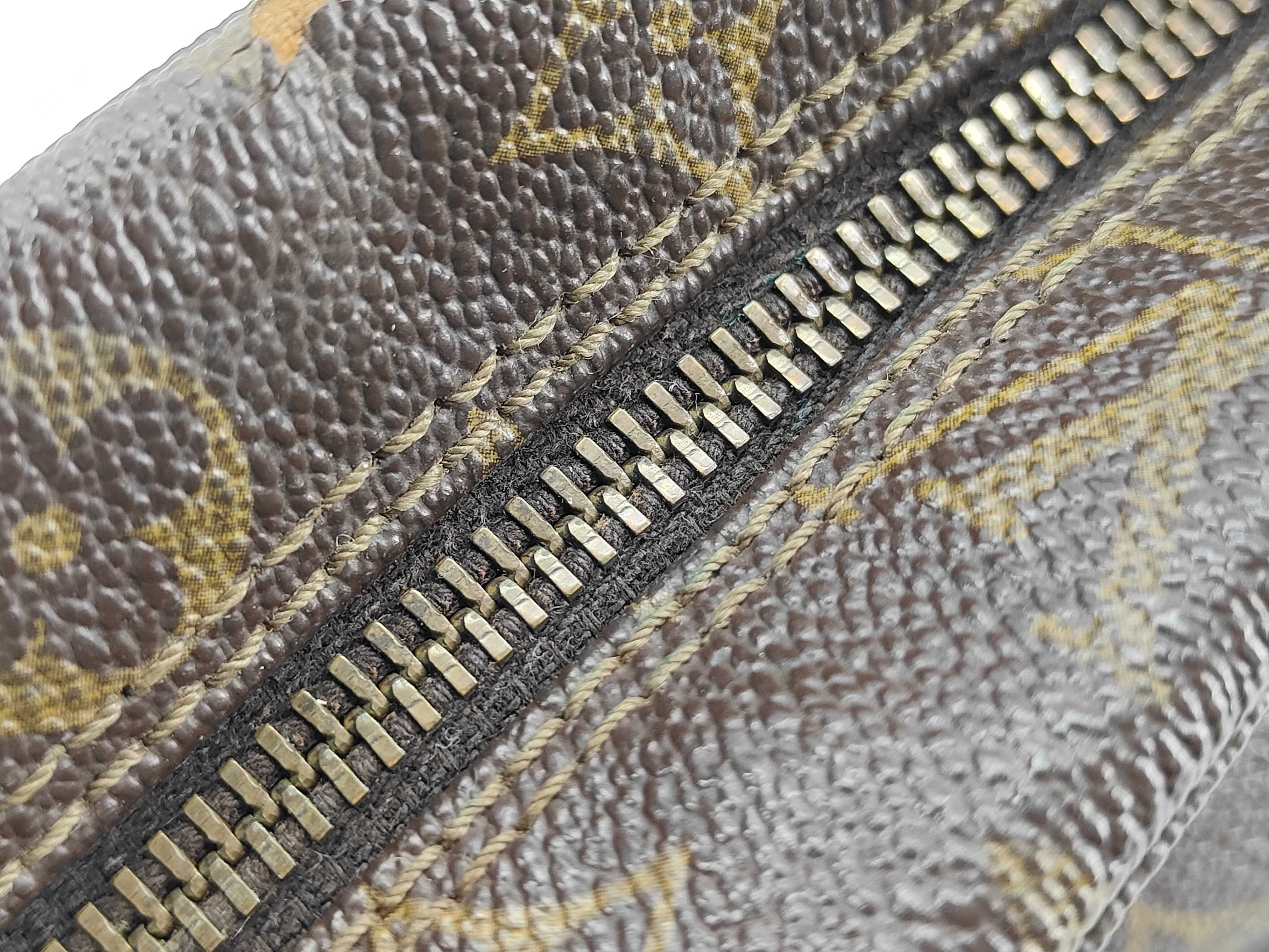 Monogram Louis Vuitton M47522 824 Trousses Toilette 28 Monogram Cosmetic Pouch PVC Brown Second Bag — view 6