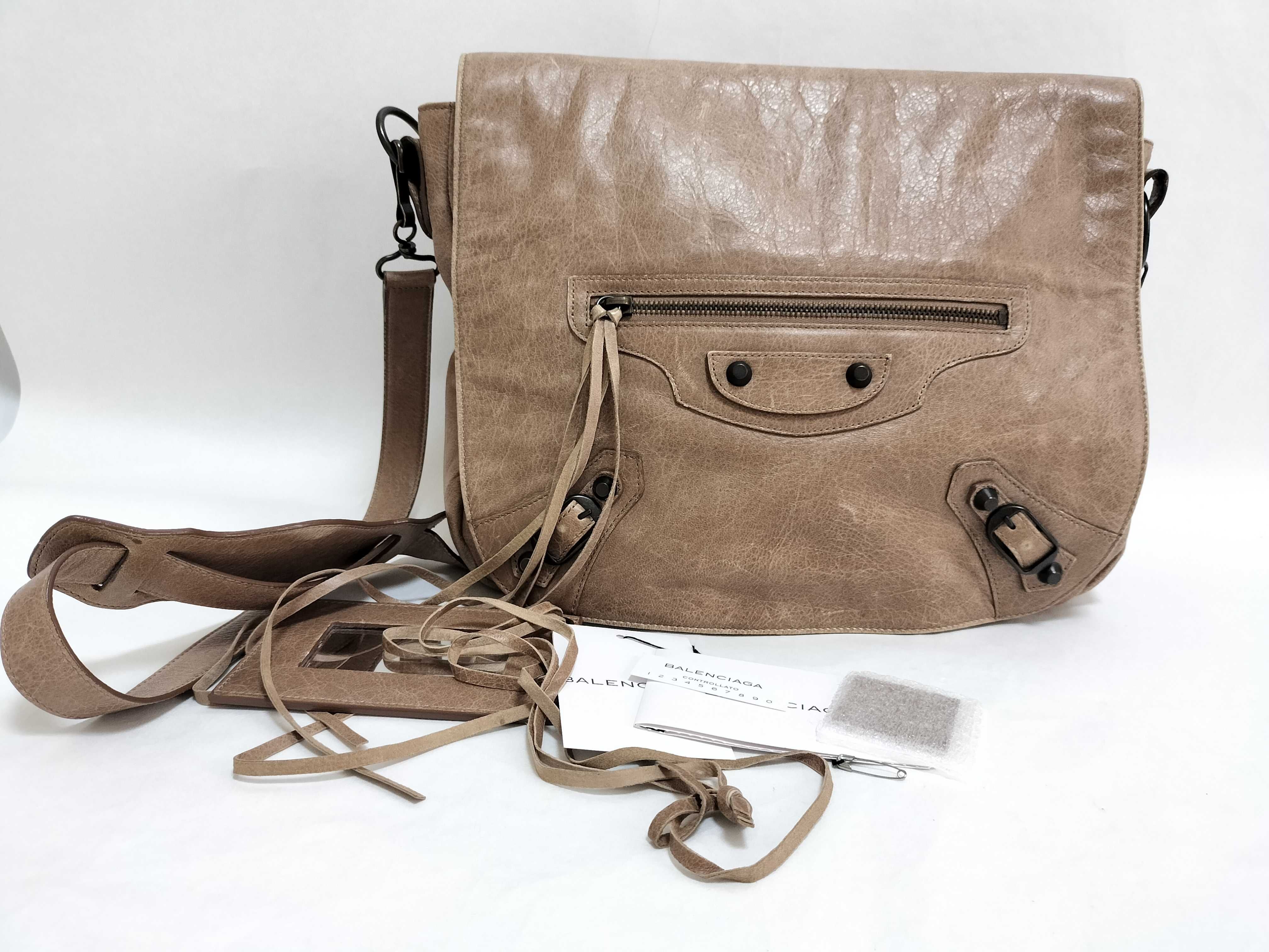 246432 Folk Shoulder Bag, Lambskin, Beige Shoulder Bag