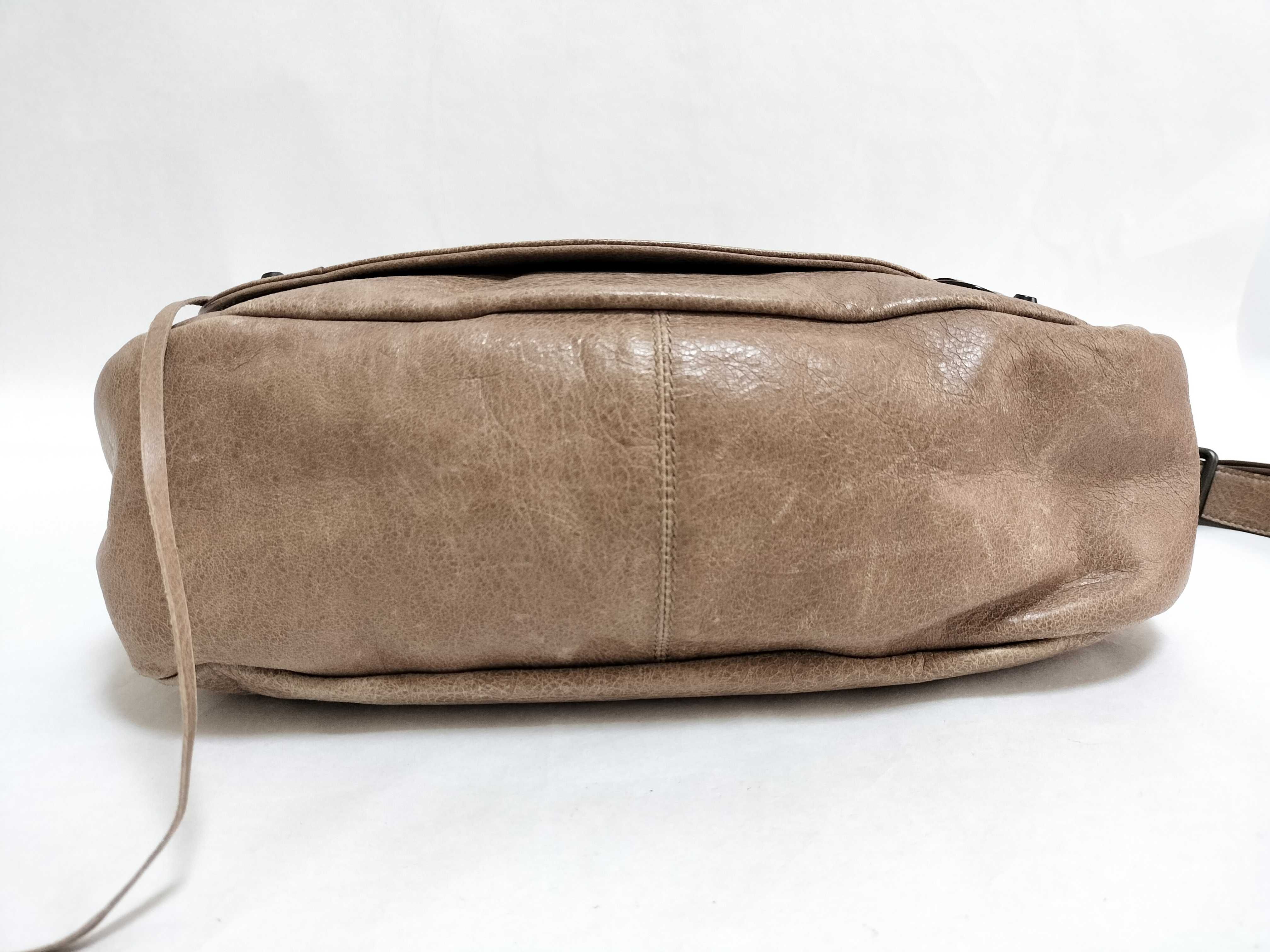 246432 Folk Shoulder Bag, Lambskin, Beige Shoulder Bag — view 8