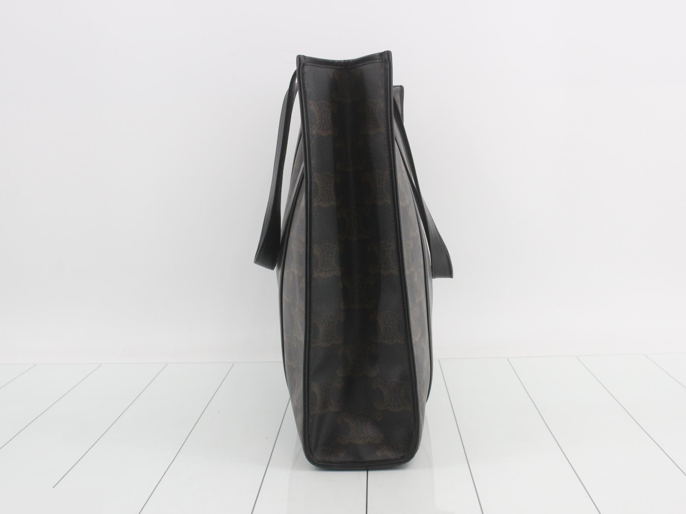 Triomphe Large Hippo Tote Bag — view 3