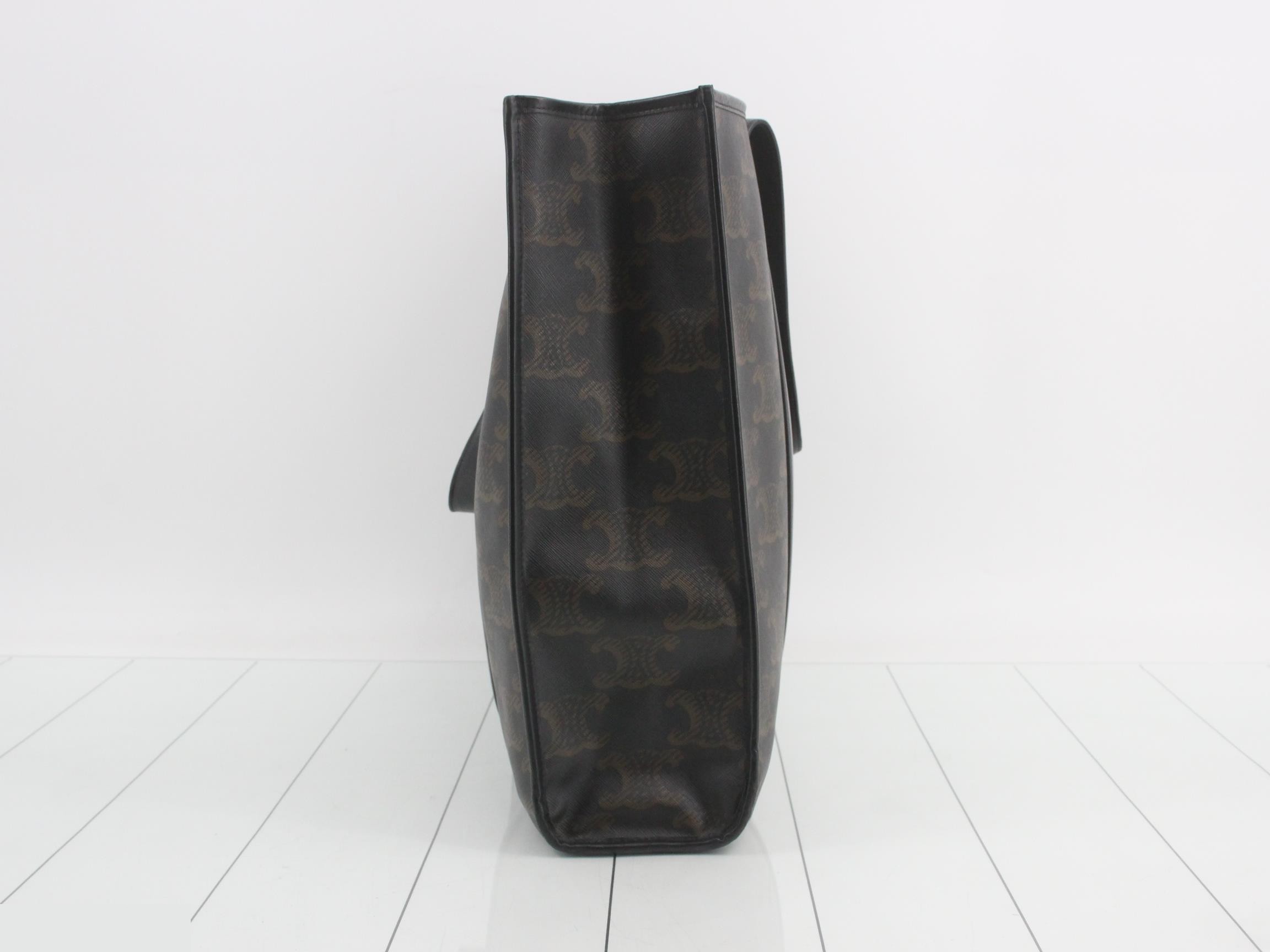 Triomphe Large Hippo Tote Bag — view 4