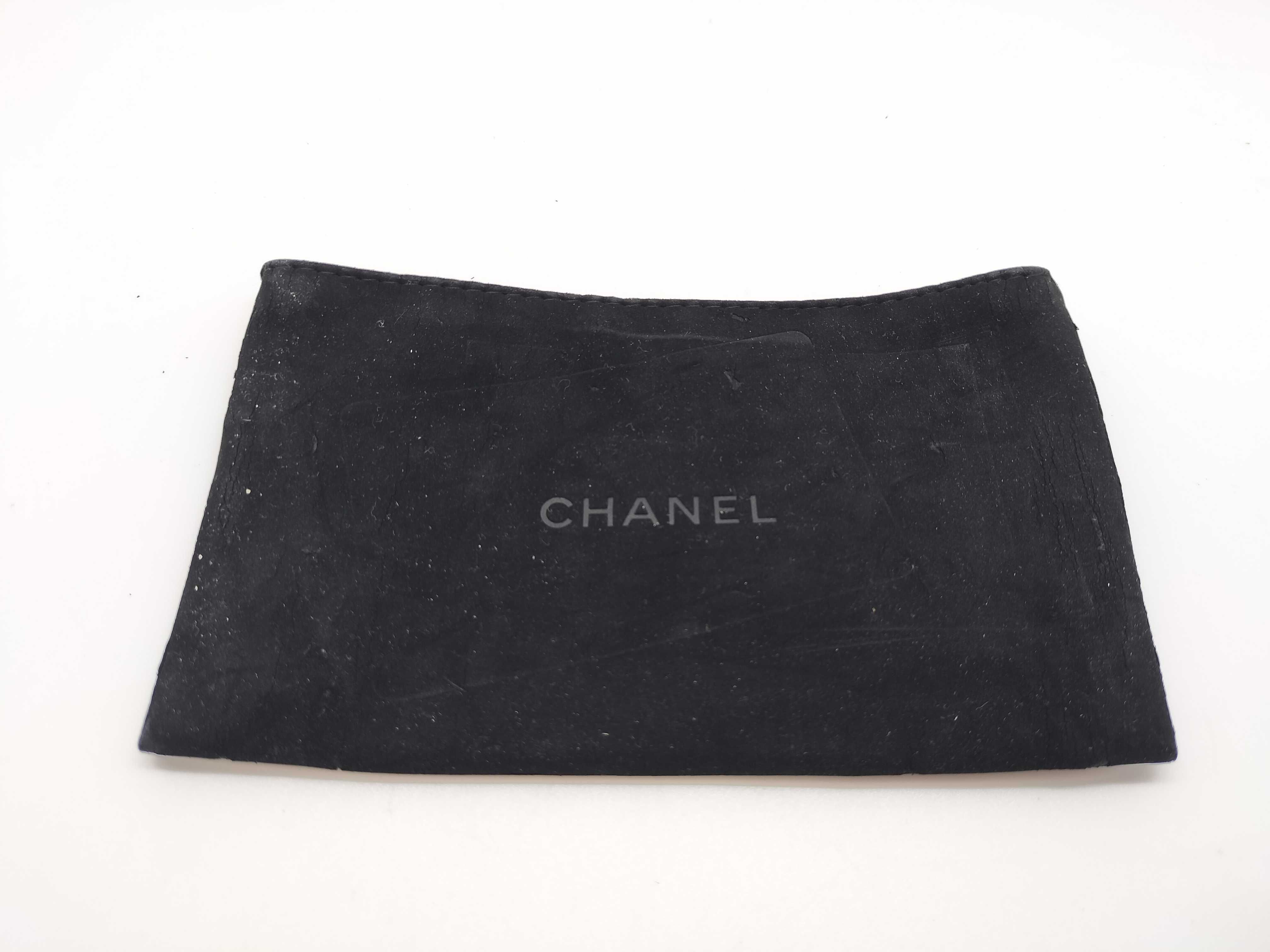 Enamel Pass Case Matelassé Enamel Card Case — view 14