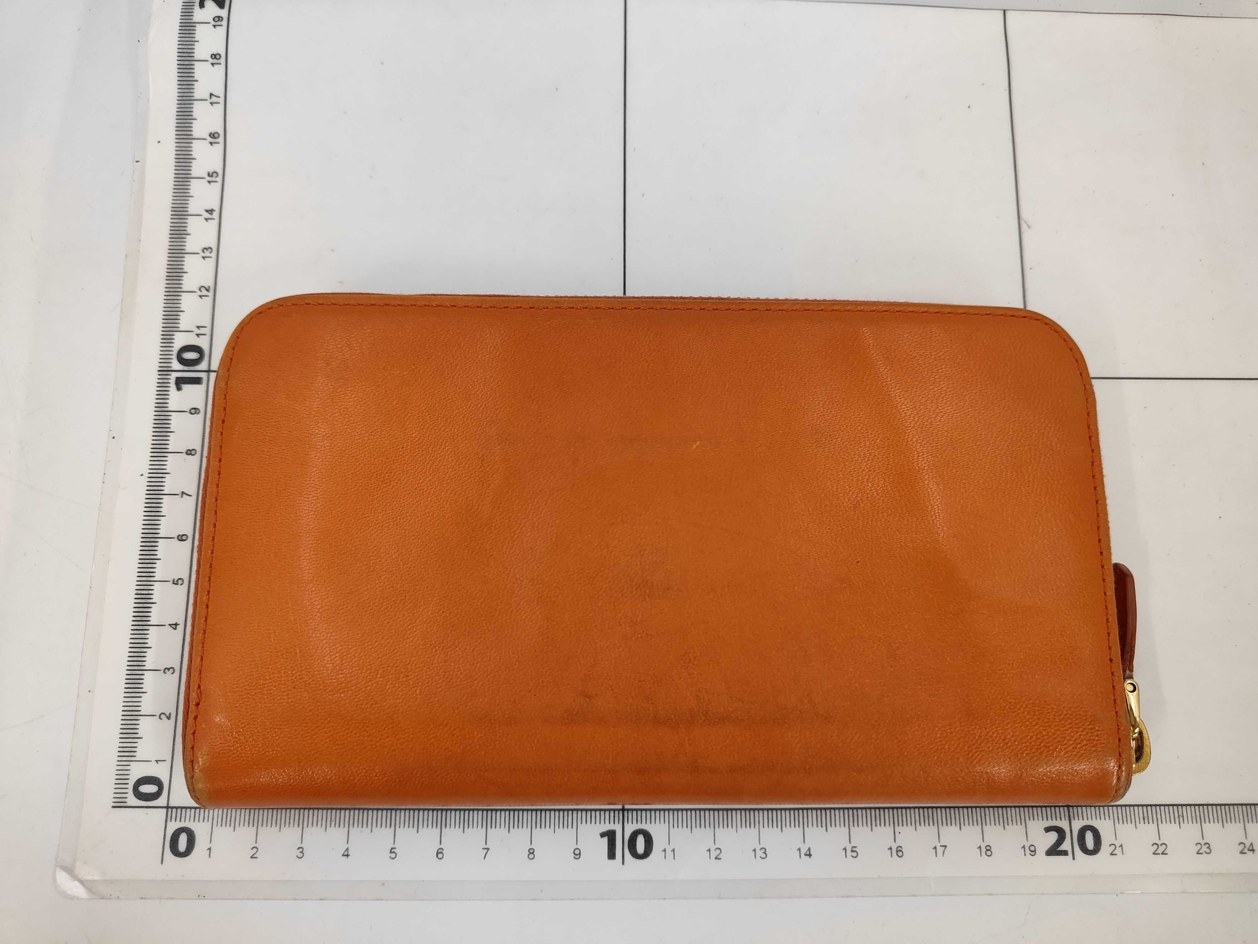 Round Zipper Logo Orange Long Wallet — view 2