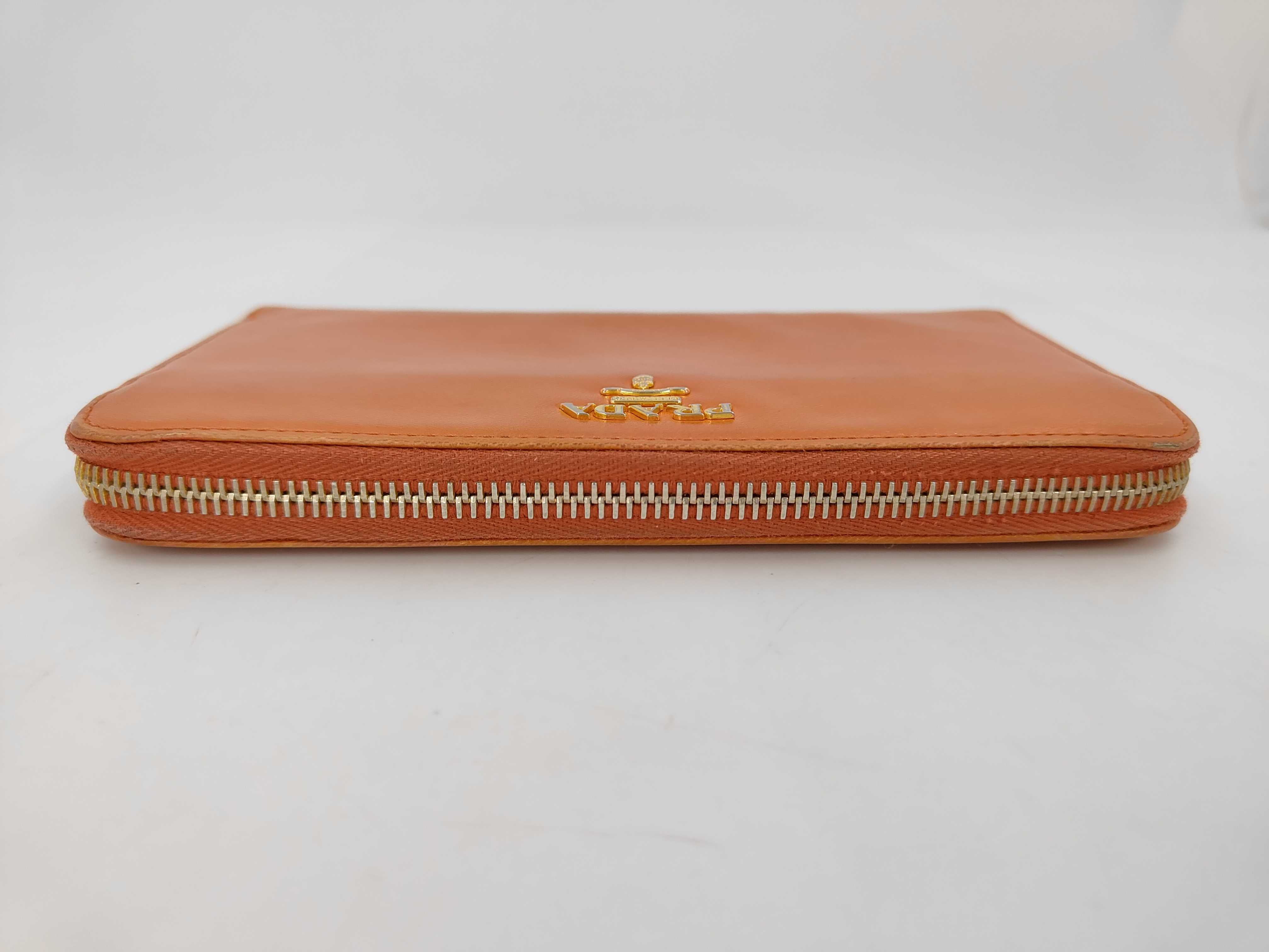 Round Zipper Logo Orange Long Wallet — view 5