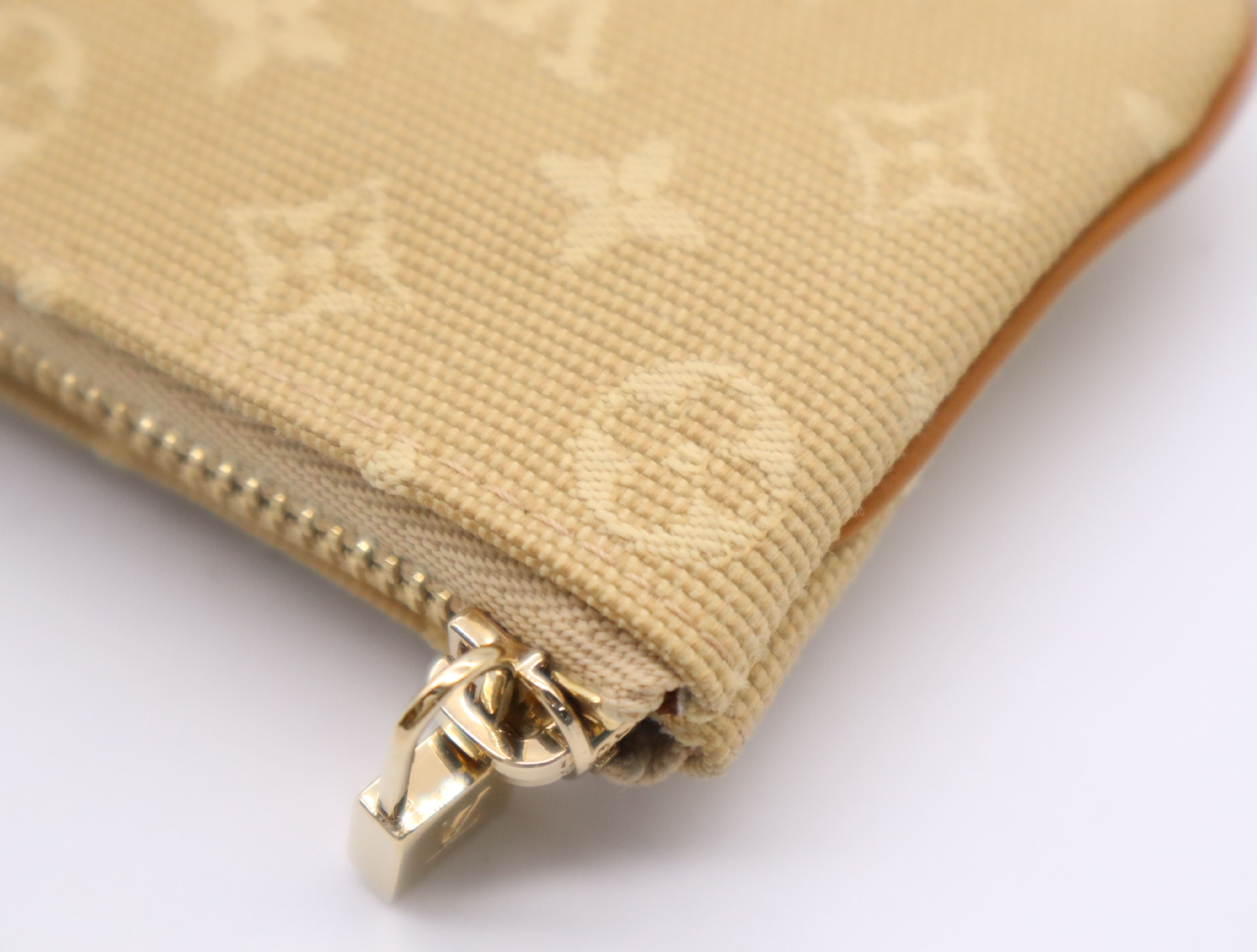 M92438 Monogram Mini Pochette Clé Beige Coin Case — view 9