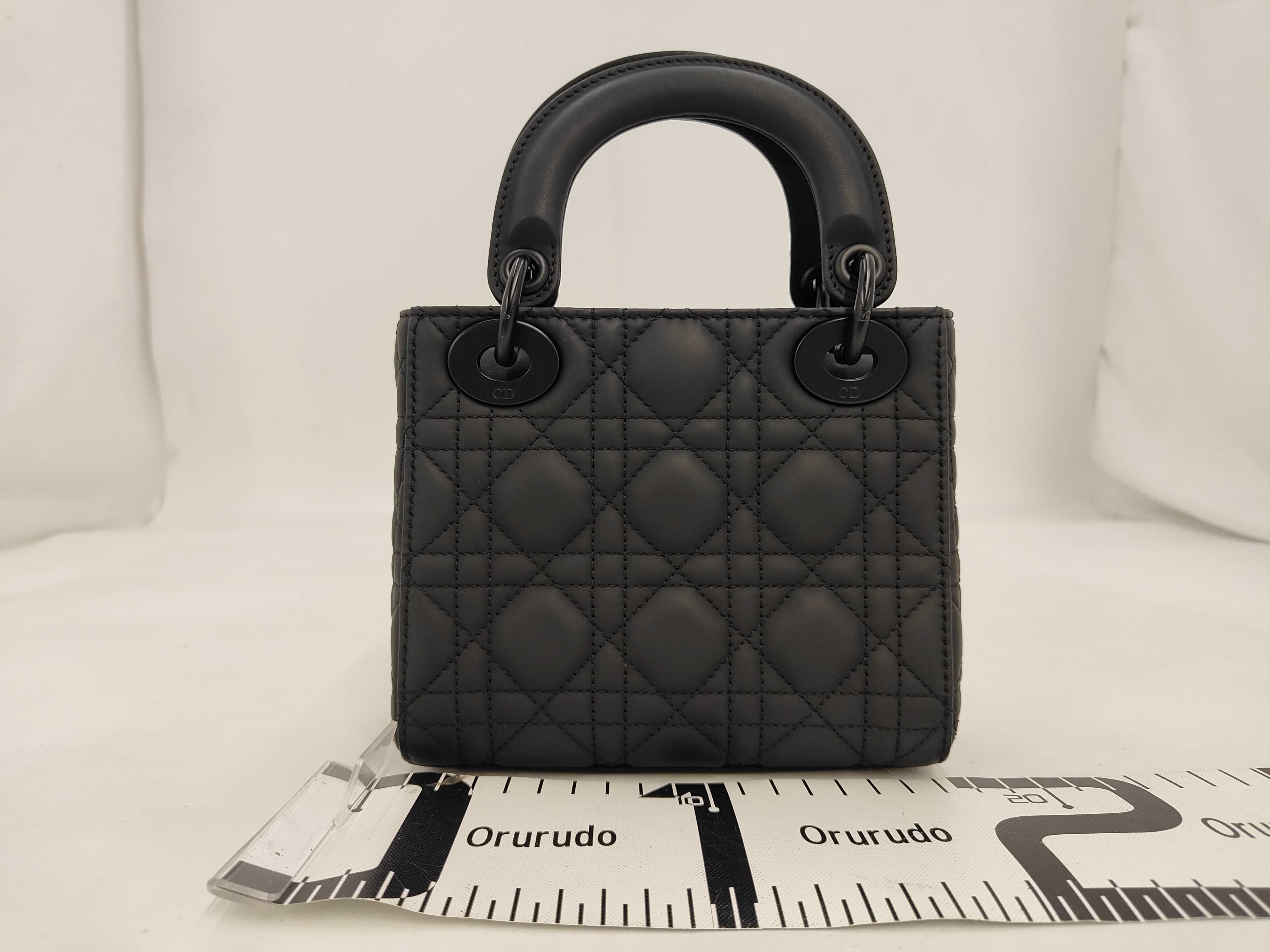 handbag — view 2