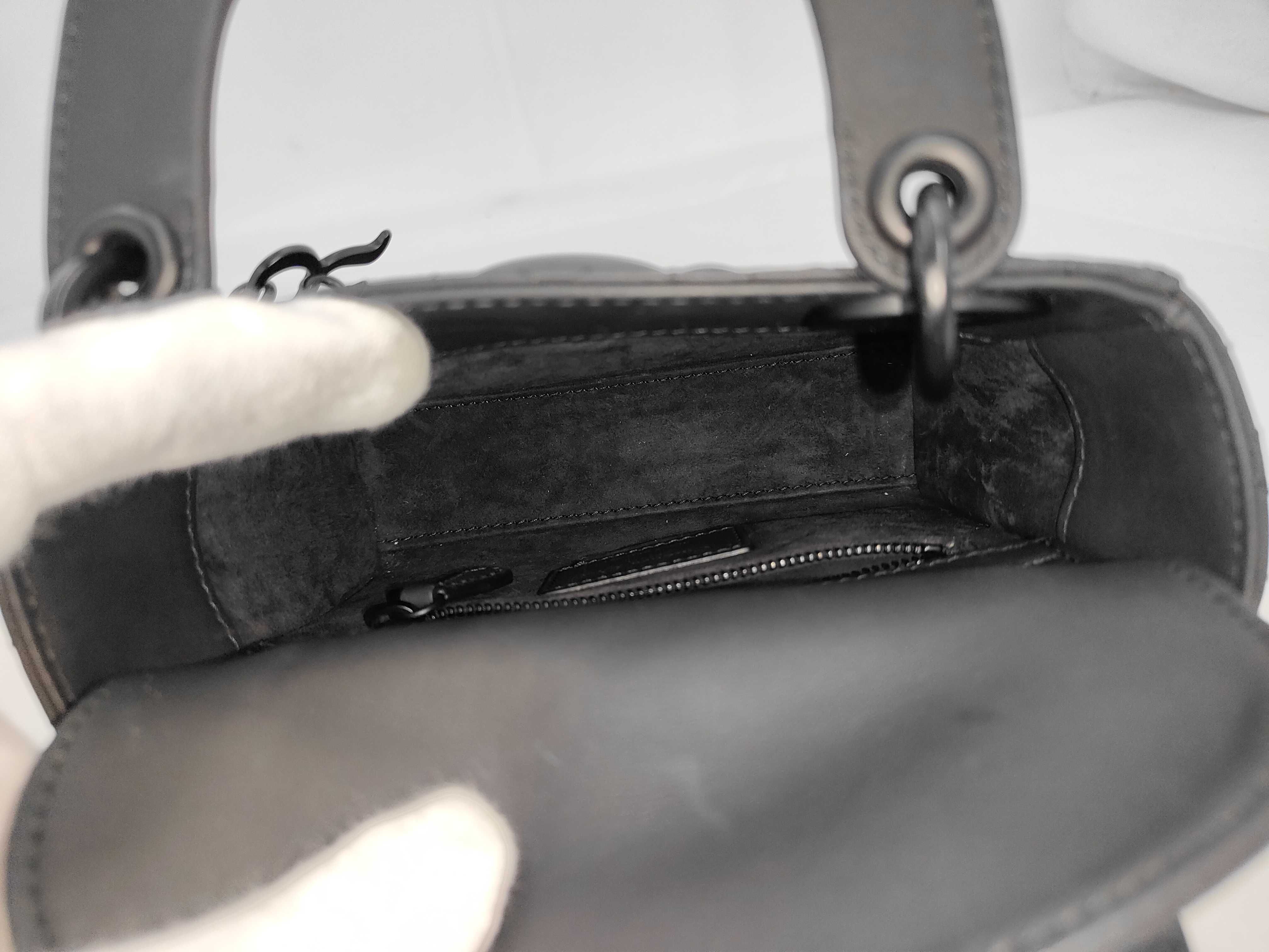 handbag — view 8