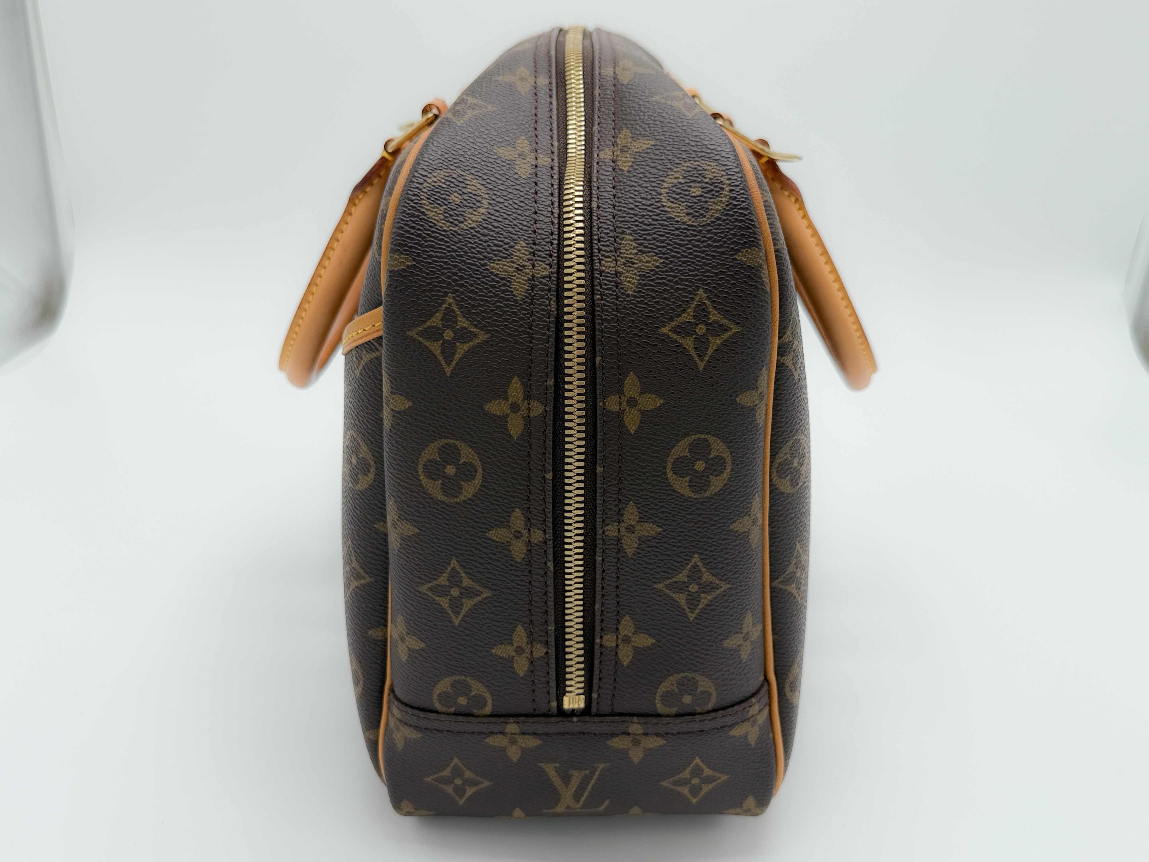 Monogram M47270 Deauville MB0043 Handbag — view 5
