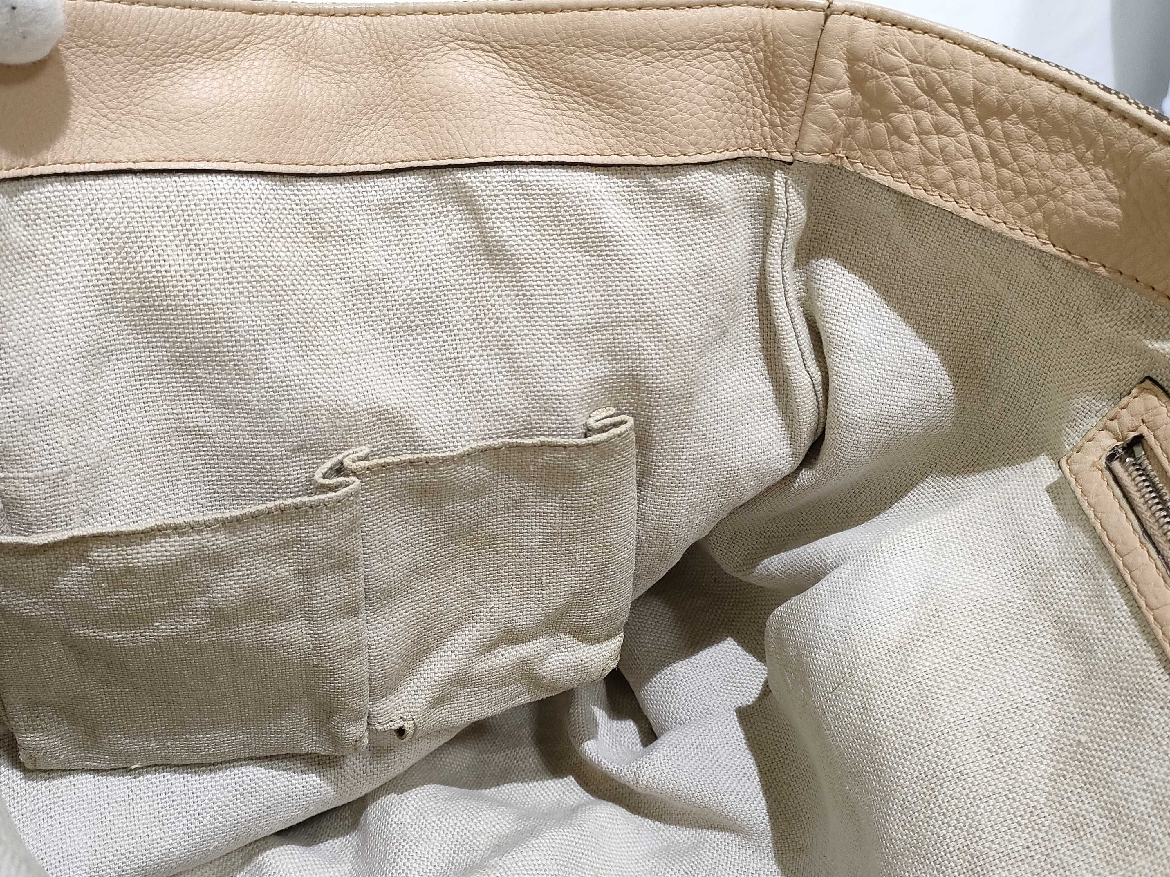 GG Canvas Gucci Tote Bag — view 11