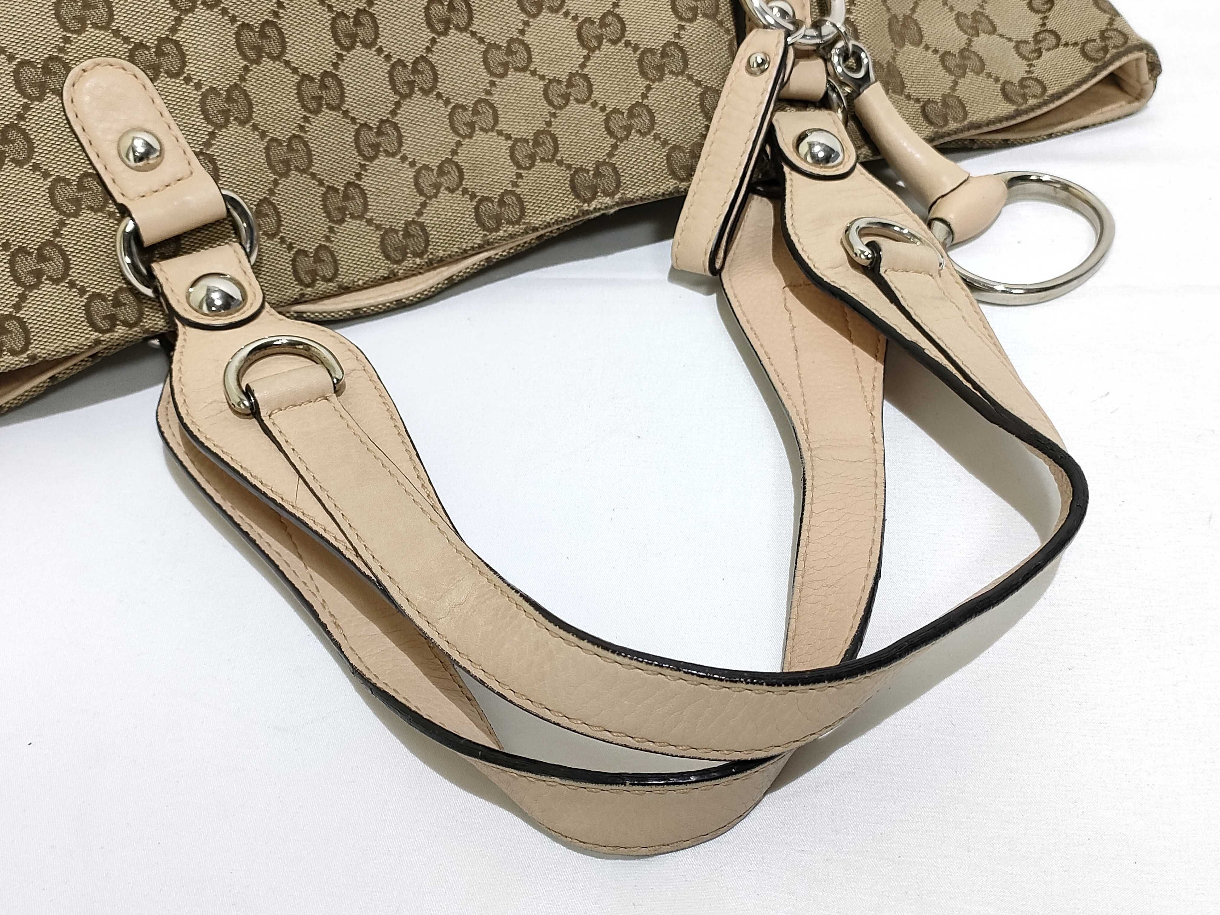 GG Canvas Gucci Tote Bag — view 3