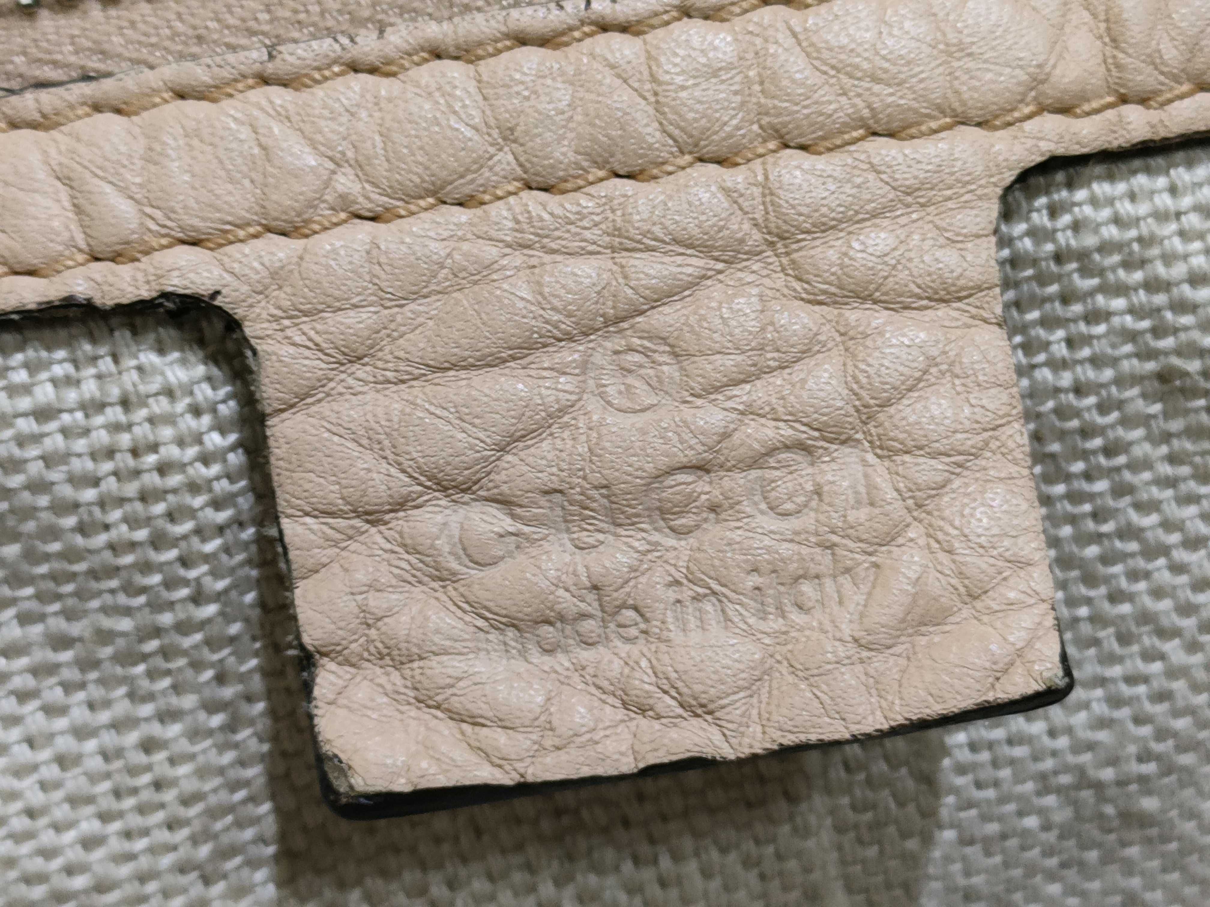 GG Canvas Gucci Tote Bag — view 10
