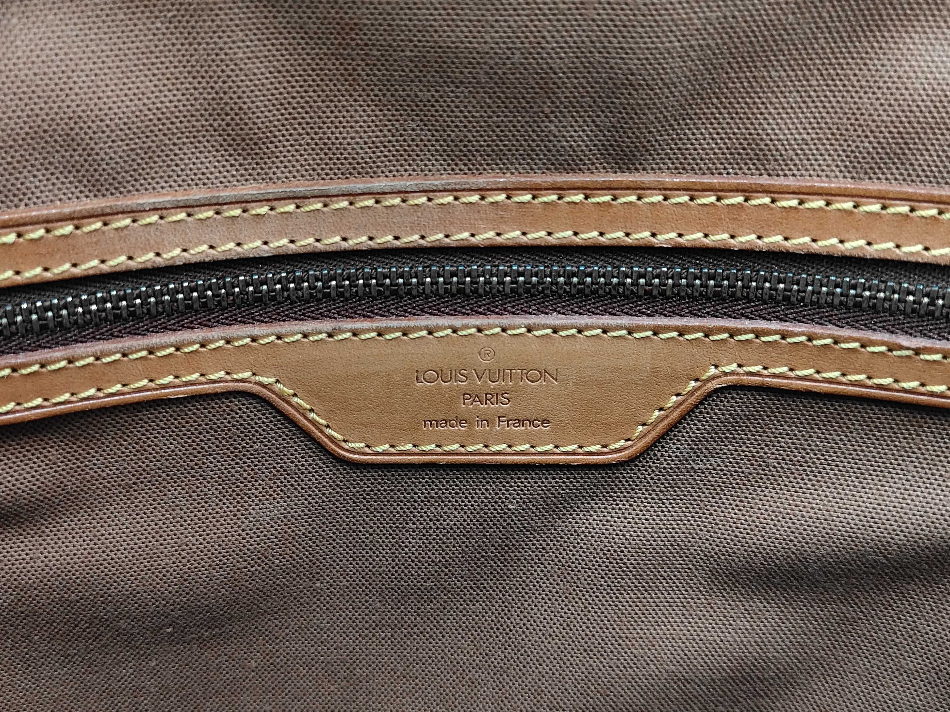 Monogram LV/Louis Vuitton M51121/Beverly Handbag Monogram No Strap Handbag — view 10