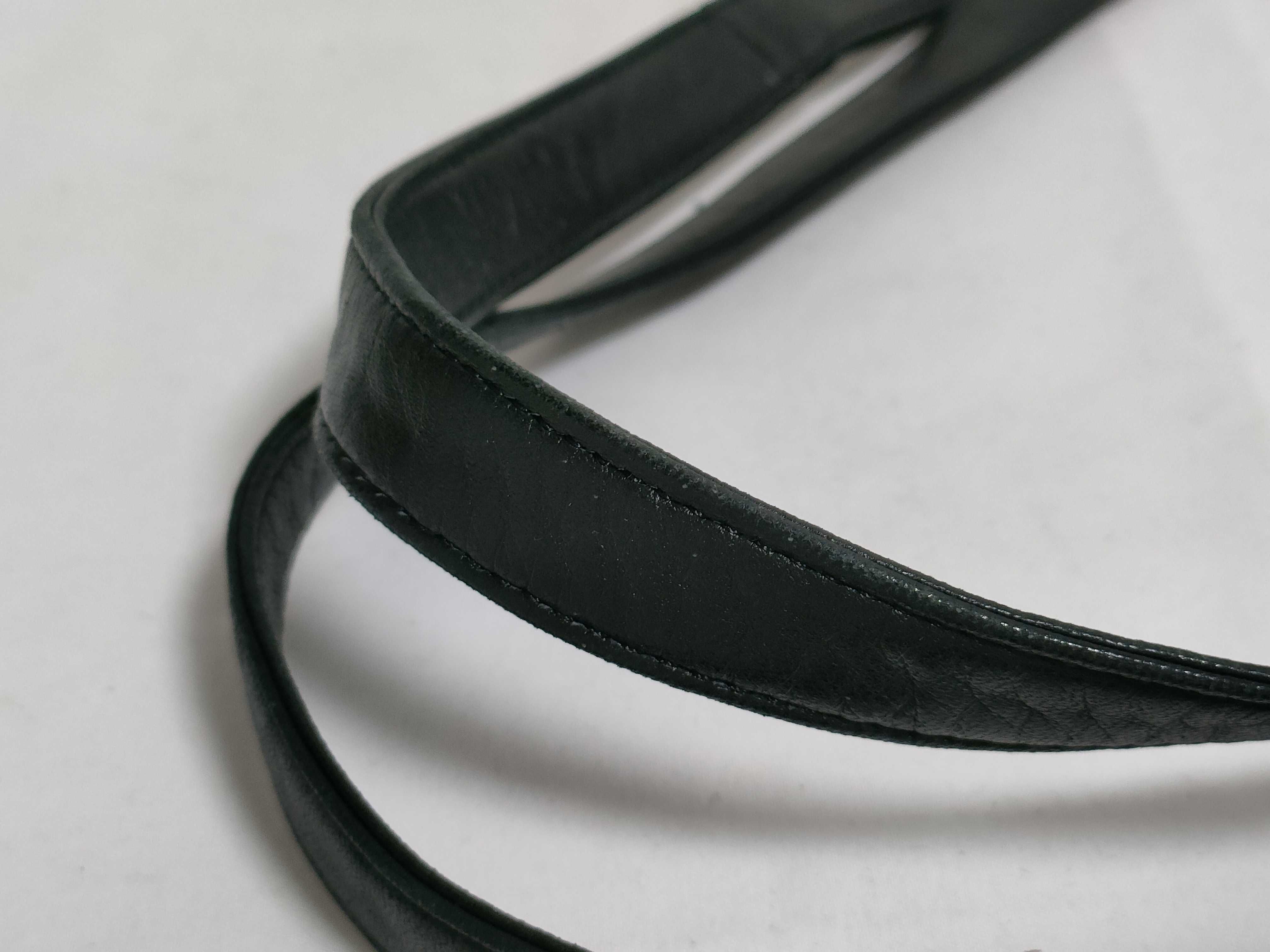 Anagram Leather Shoulder Bag — view 6