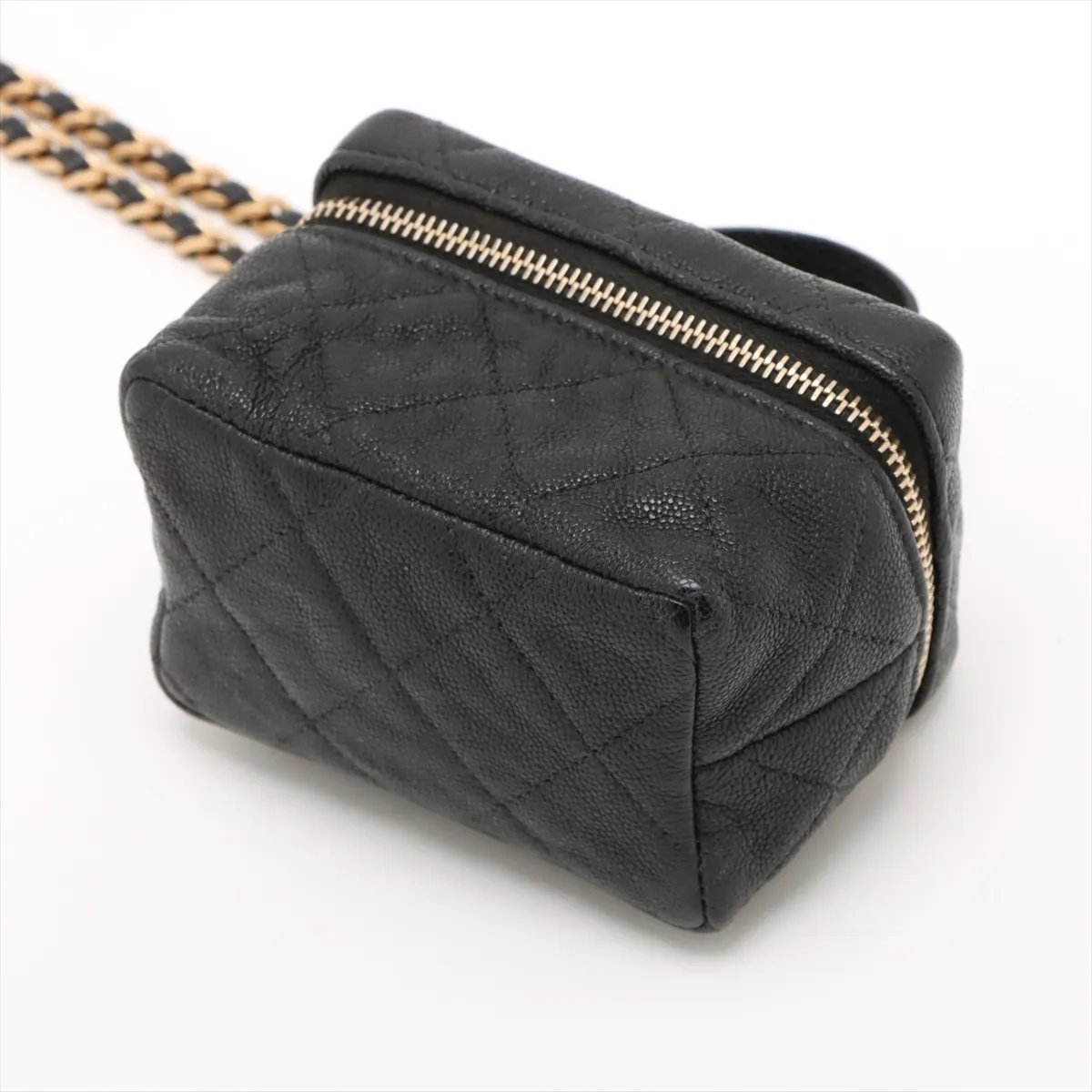 Matelasse caviar skin 2WAY handbag vanity bag black gold hardware 31184303 31s — view 3