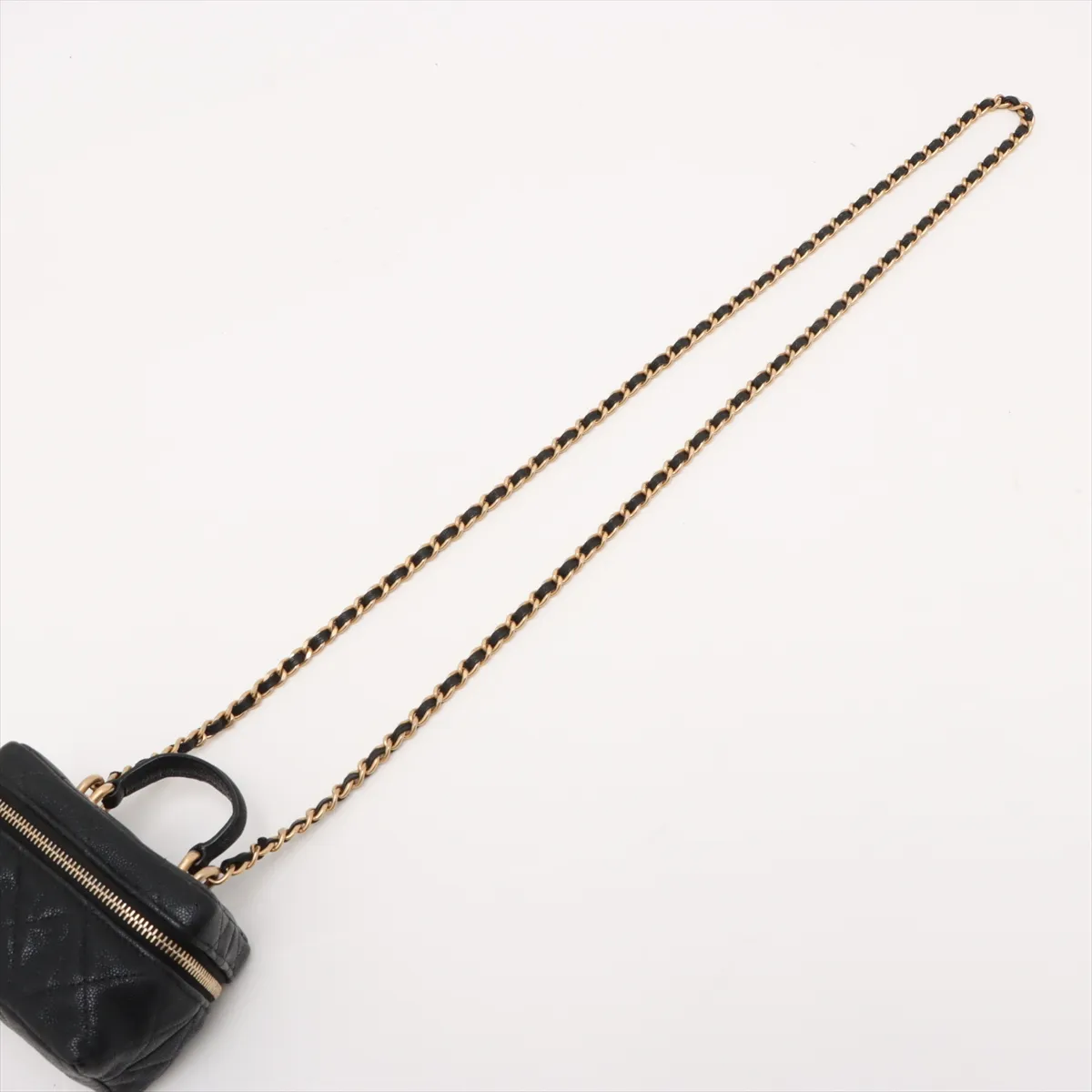Matelasse caviar skin 2WAY handbag vanity bag black gold hardware 31184303 31s — view 7