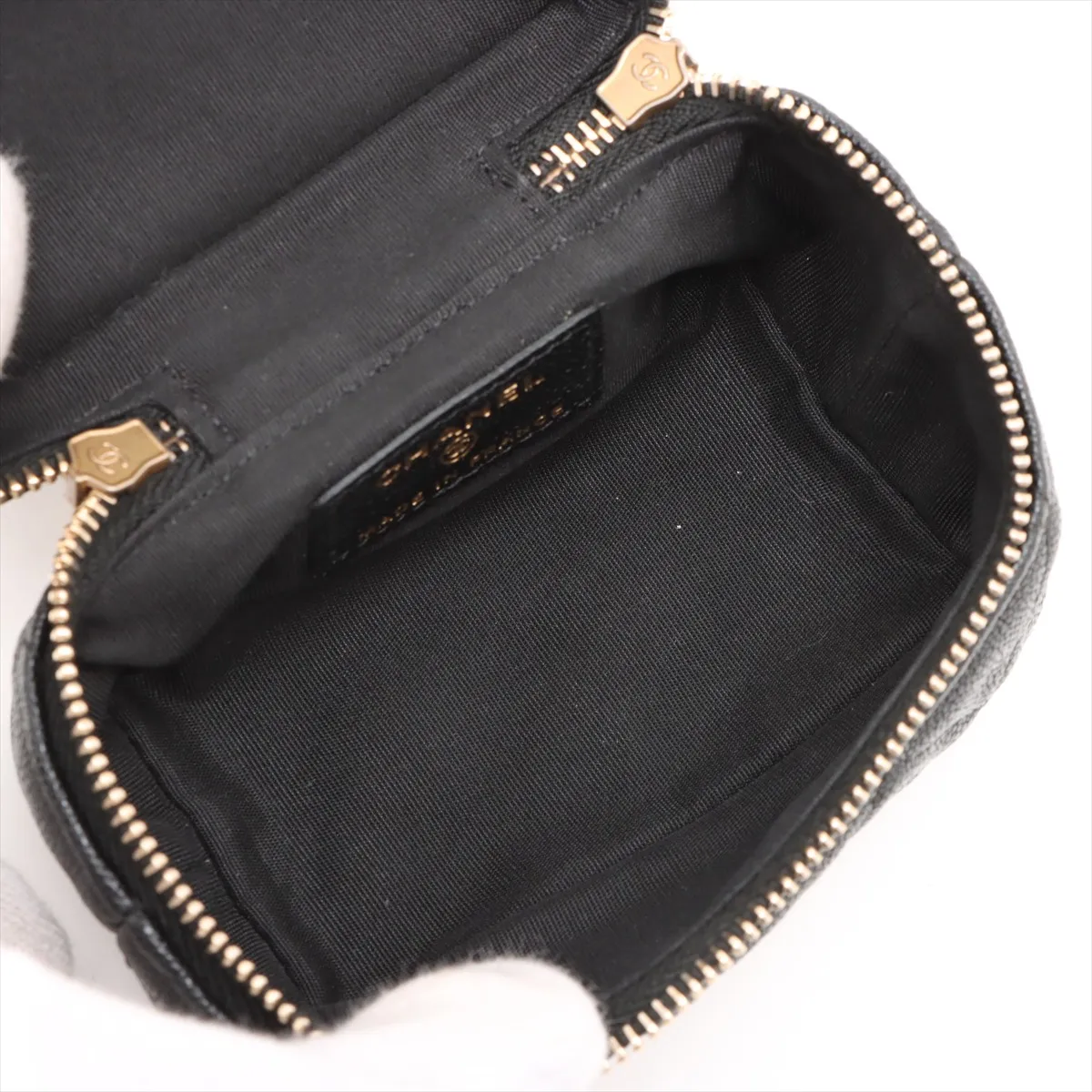 Matelasse caviar skin 2WAY handbag vanity bag black gold hardware 31184303 31s — view 8