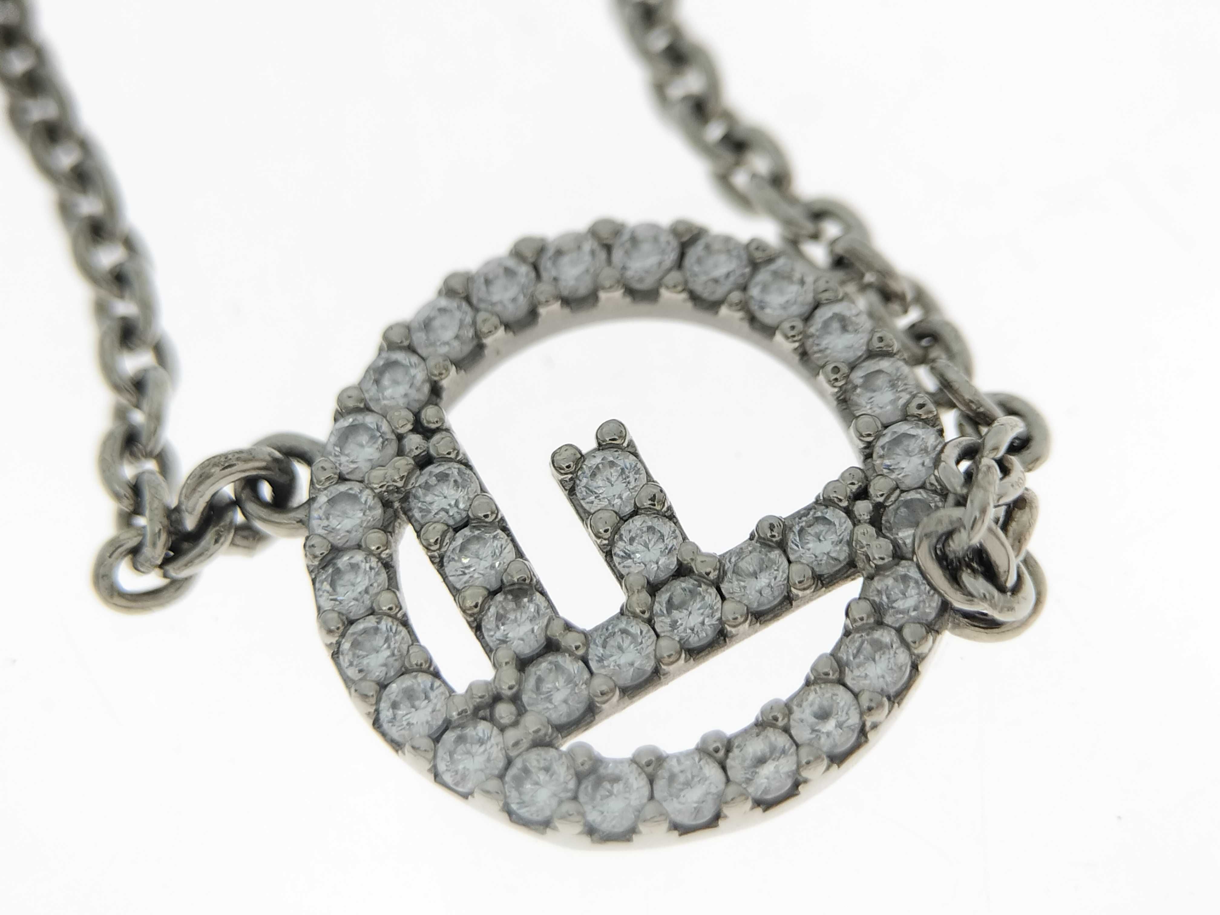 F-logo rhinestone plate round silver bracelet (bracelet/bangle) — view 8